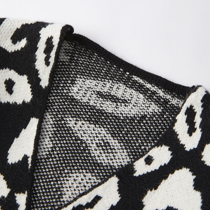 (In Stock G24-3-1 )Mommy and Me Fall Black-and-white Leopard Print Sweater Cardigan