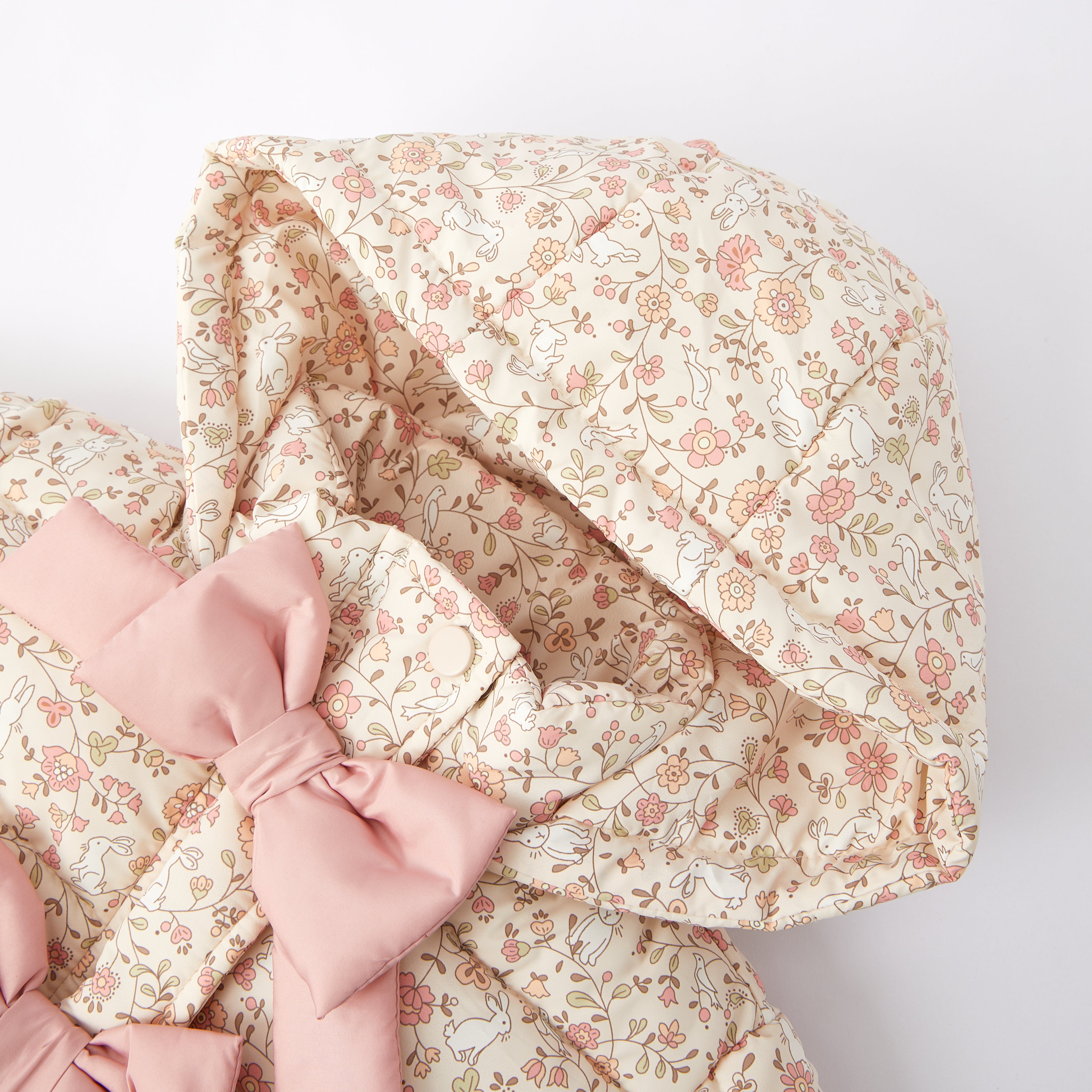 (Pre Order)Adorable Floral Winter Coats with Oversized Bows for Little Girls