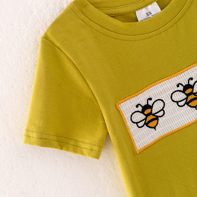 (In Stock)Boys Spring Bee Embroidery Smocked Shorts Set