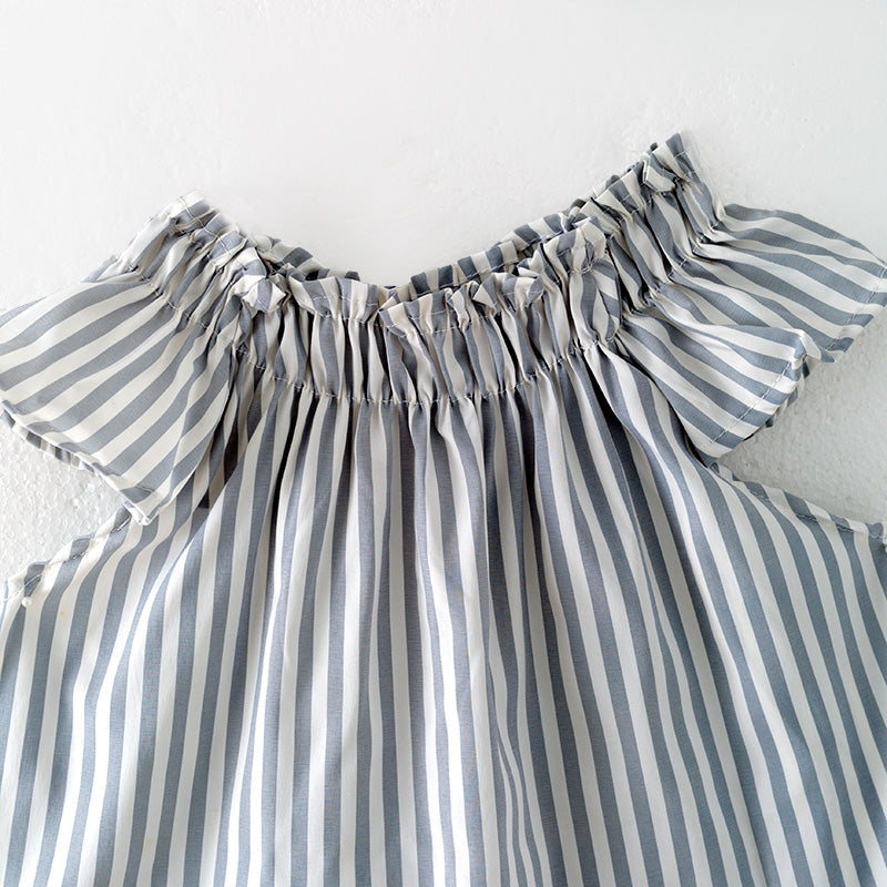 (In Stock)Girls Spring and Summer Grey Stripe Top Denim Shorts Set