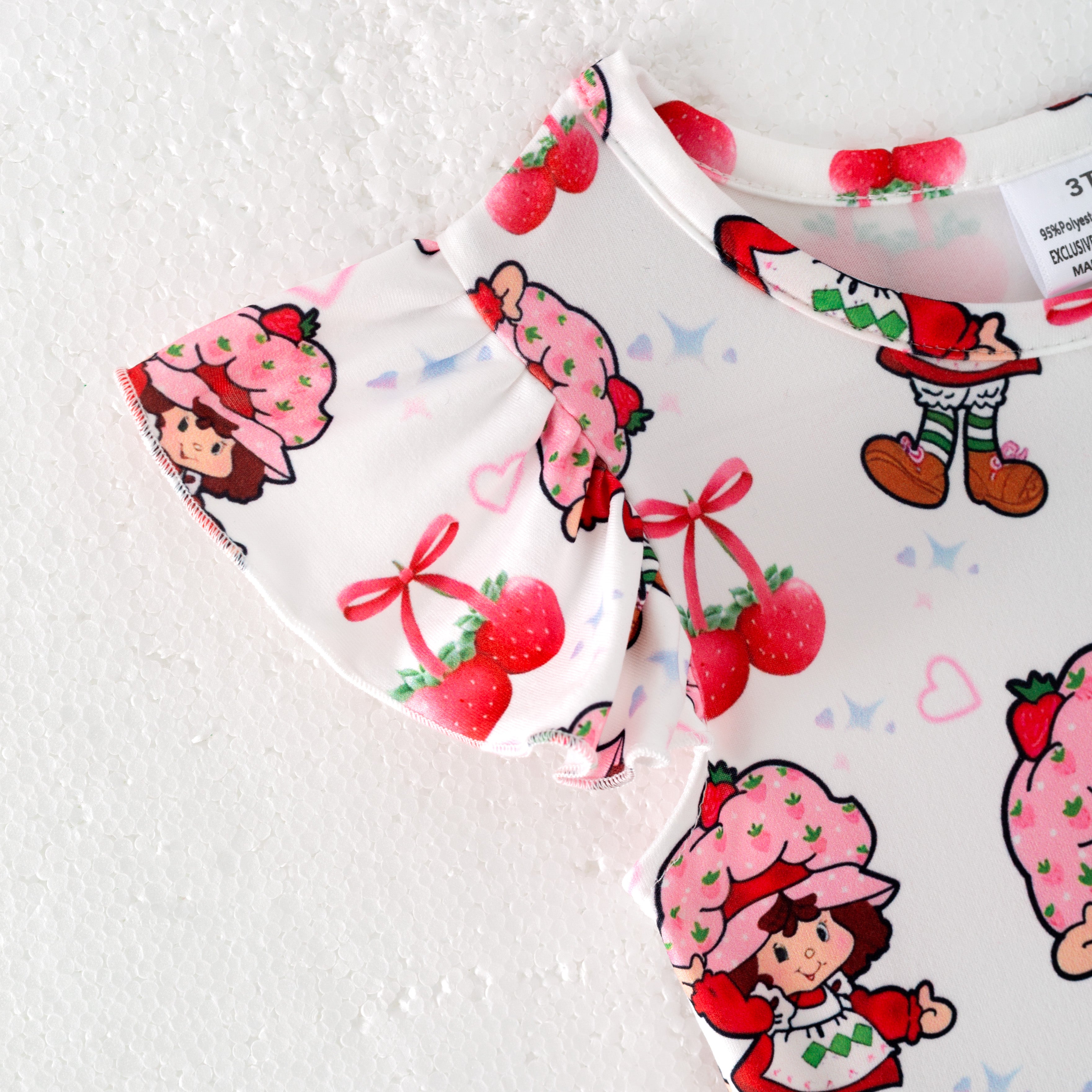 (Pre Order)Girls Spring and Summer Strawberry Print Flying Sleeves Dress