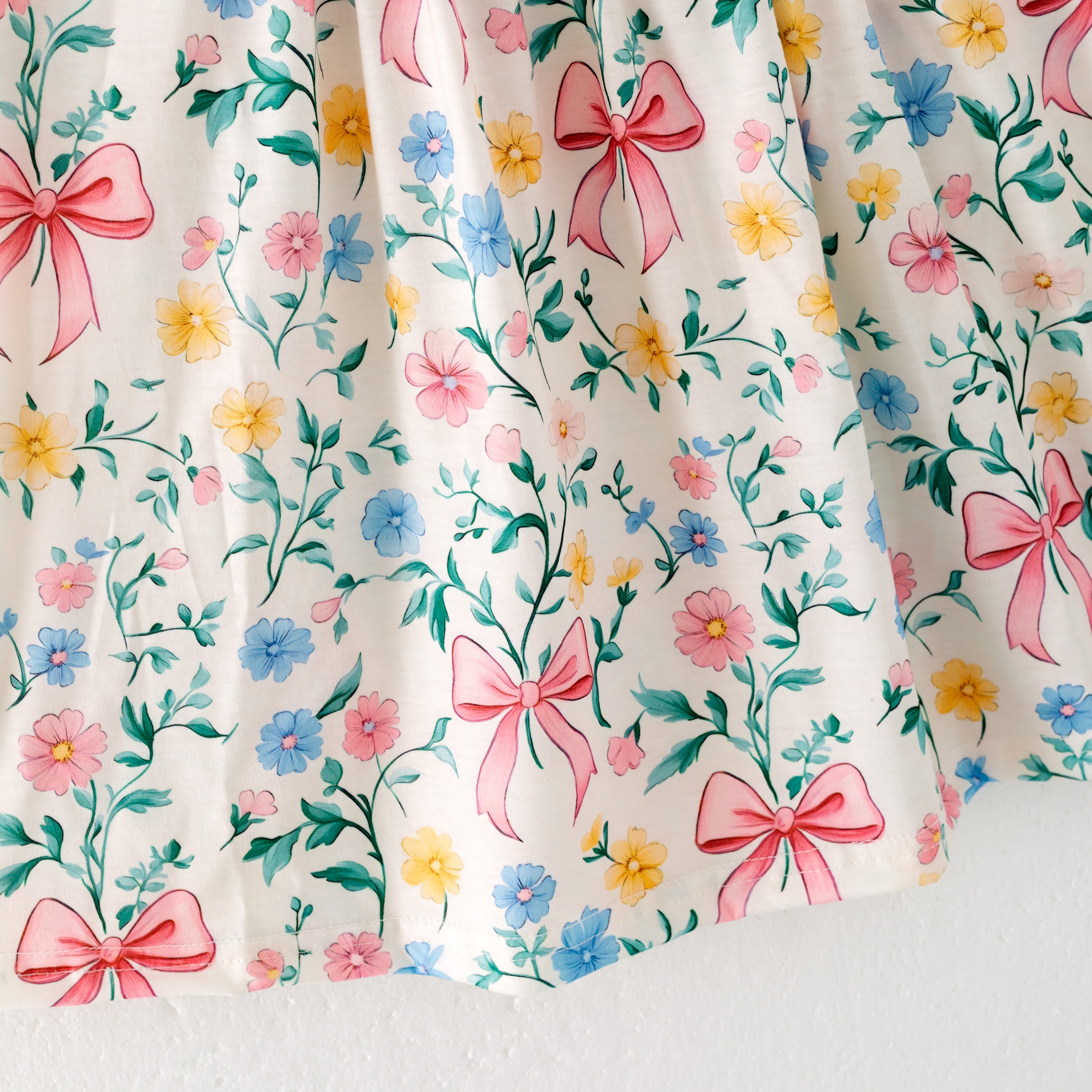 (Pre Order)Mommy and Me I♥MAMA,I♥DAD Embroidery Smocked Dress,Romper