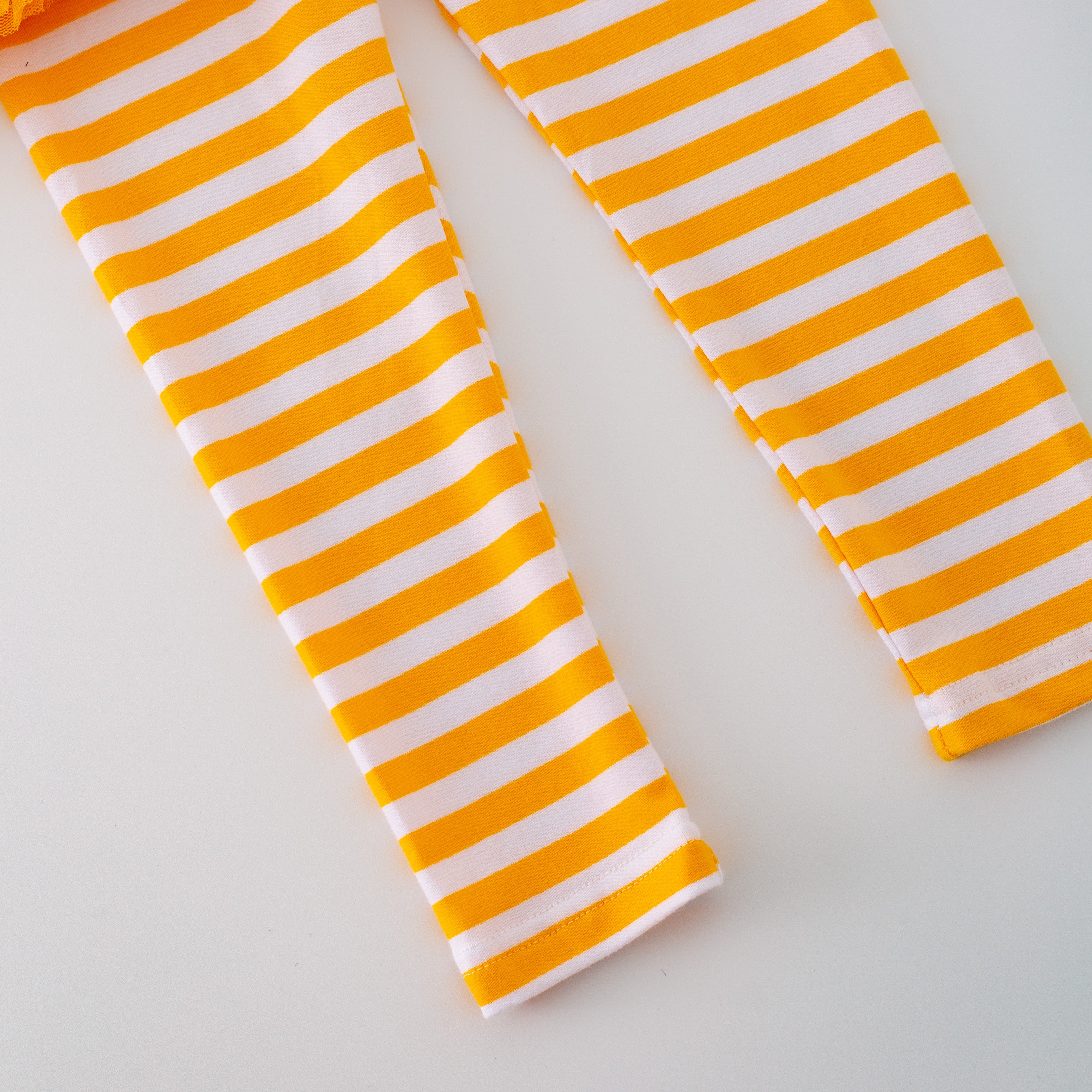 (In Stock G28-06-02 G21-06-02)Girls Floral Print Yellow Stripe Pants Set