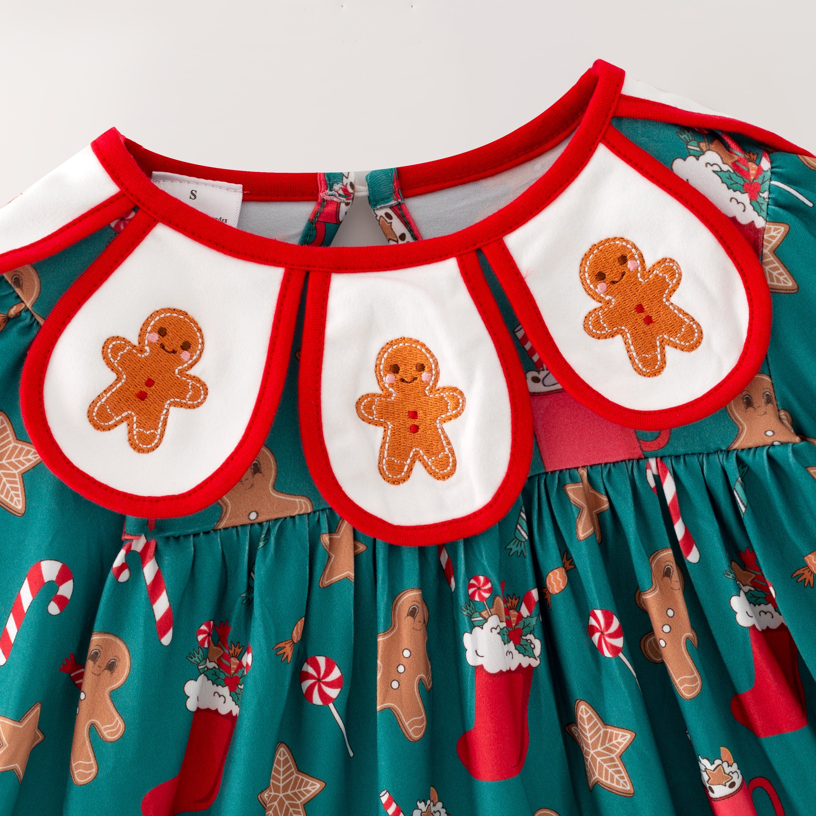 (In Stock)Girls Christmas Gingerbread Embroidery Petal Collar Dress
