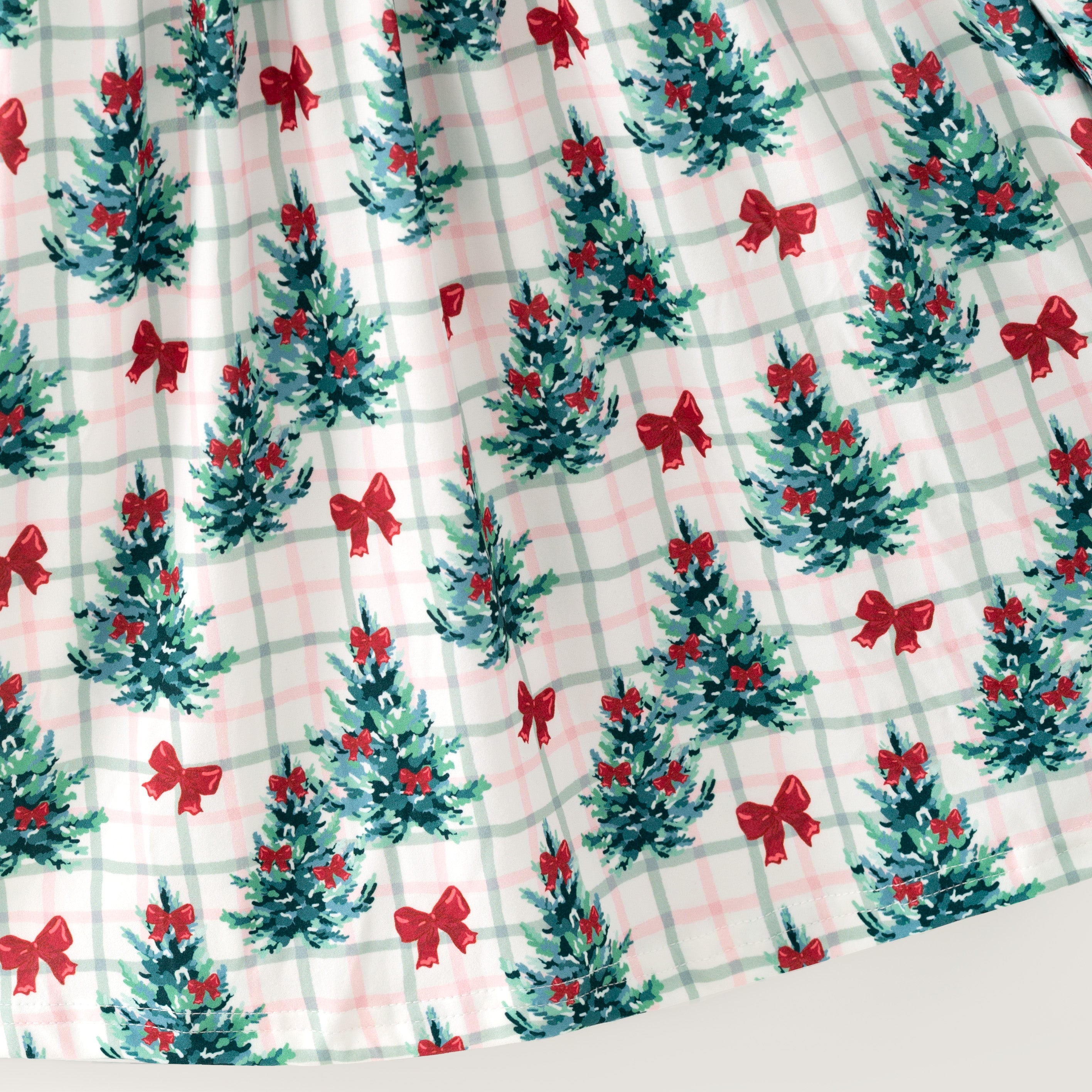 (In Stock)Girls Christmas Tree Embroidery Smocked Dress