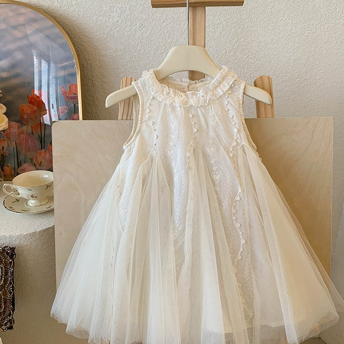 (In Production)Girls Spring&Summer Heart Embroidery Gauzy Dress