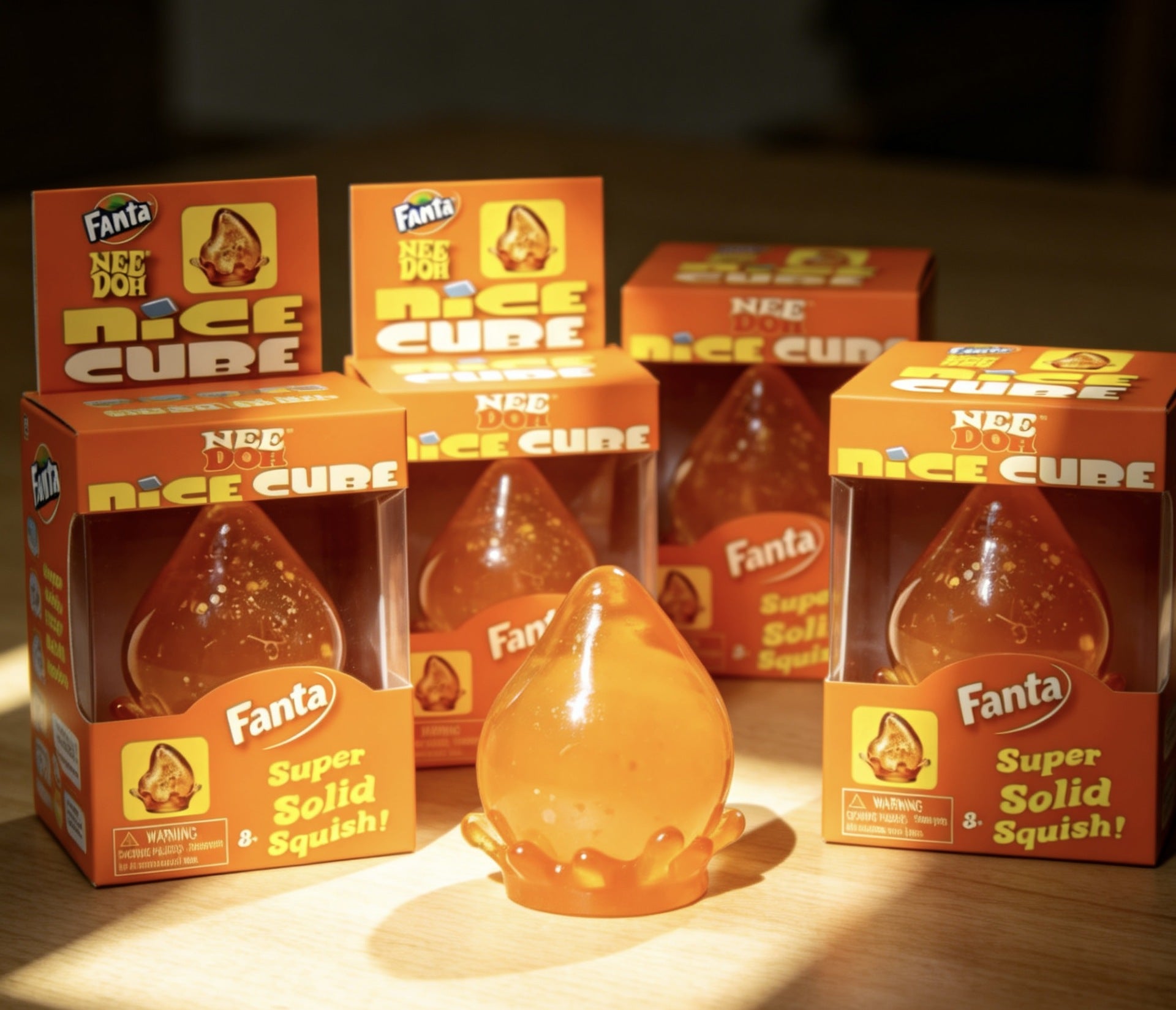 (Pre Order)Squeeze Drop Toy