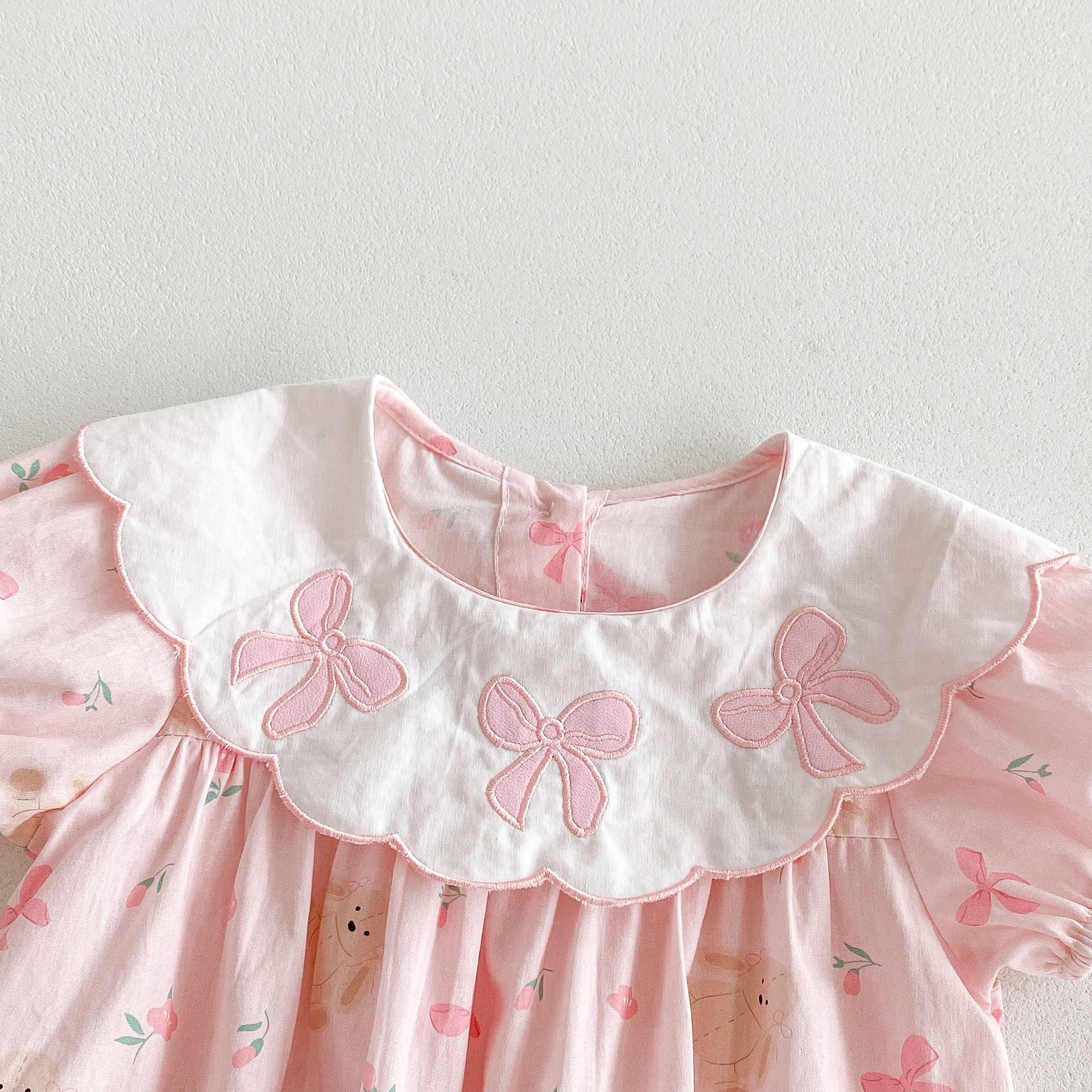 (In Production)Girls Fall Bow Applique Scallop Romper