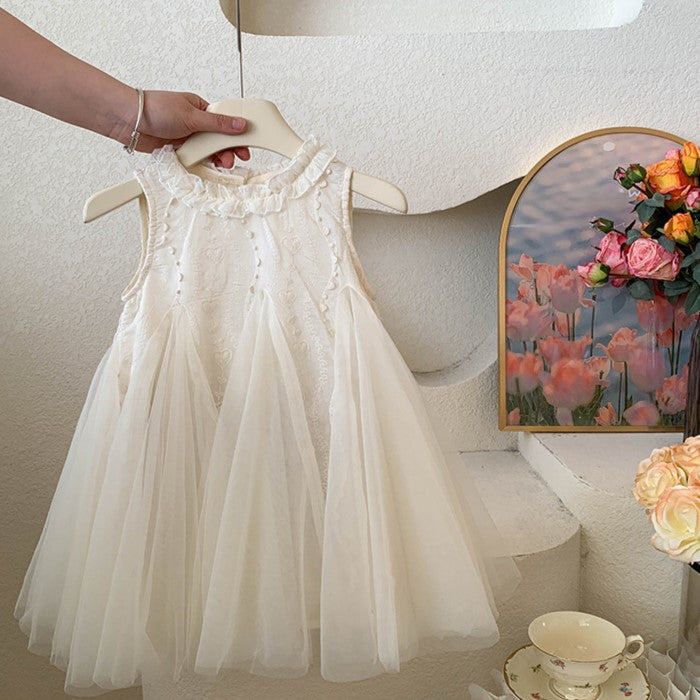 (In Production)Girls Spring&Summer Heart Embroidery Gauzy Dress