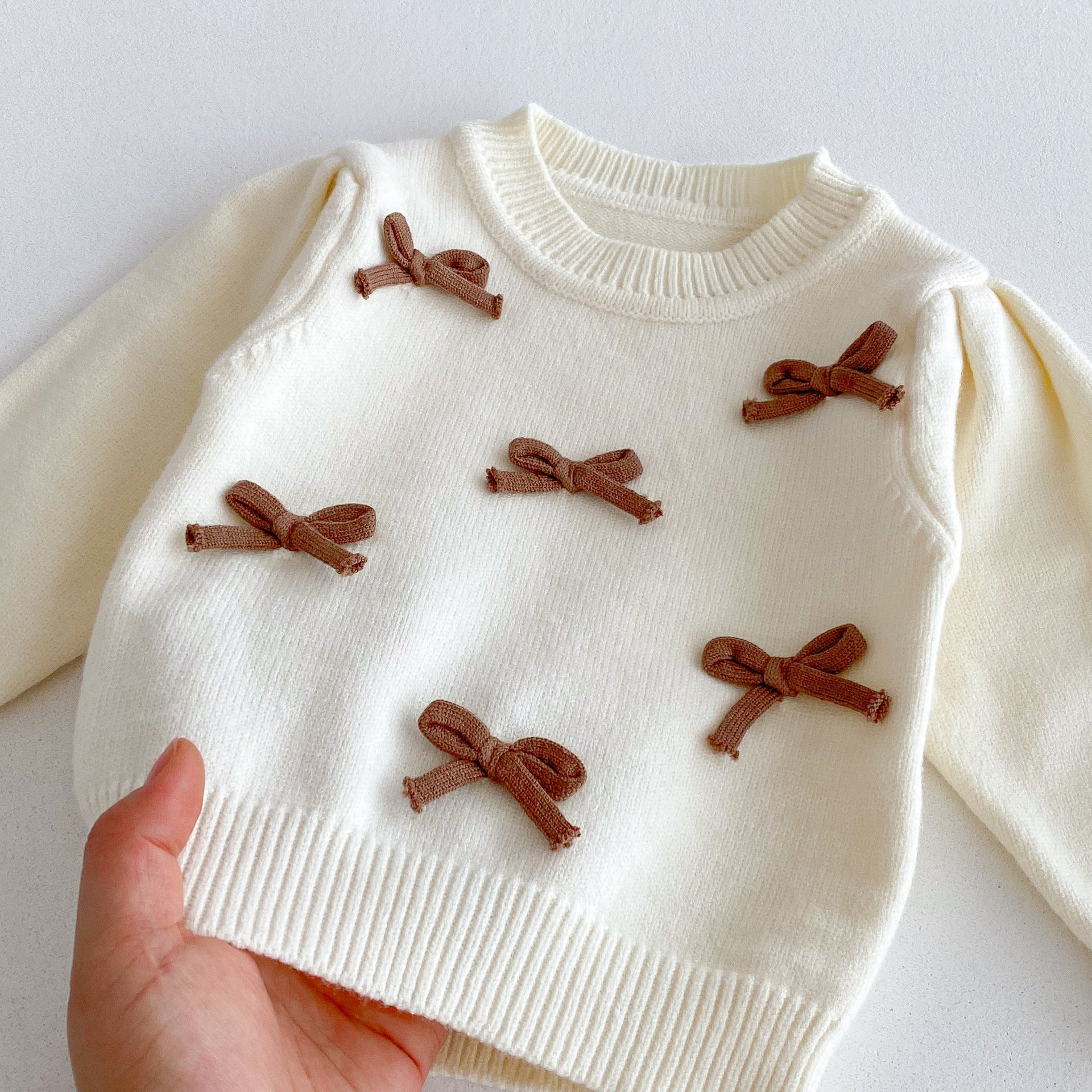 (In Production+Prepack Zone)Girls Fall&Winter White Bow Sweater Khaki Pants with Bag 3 PCS