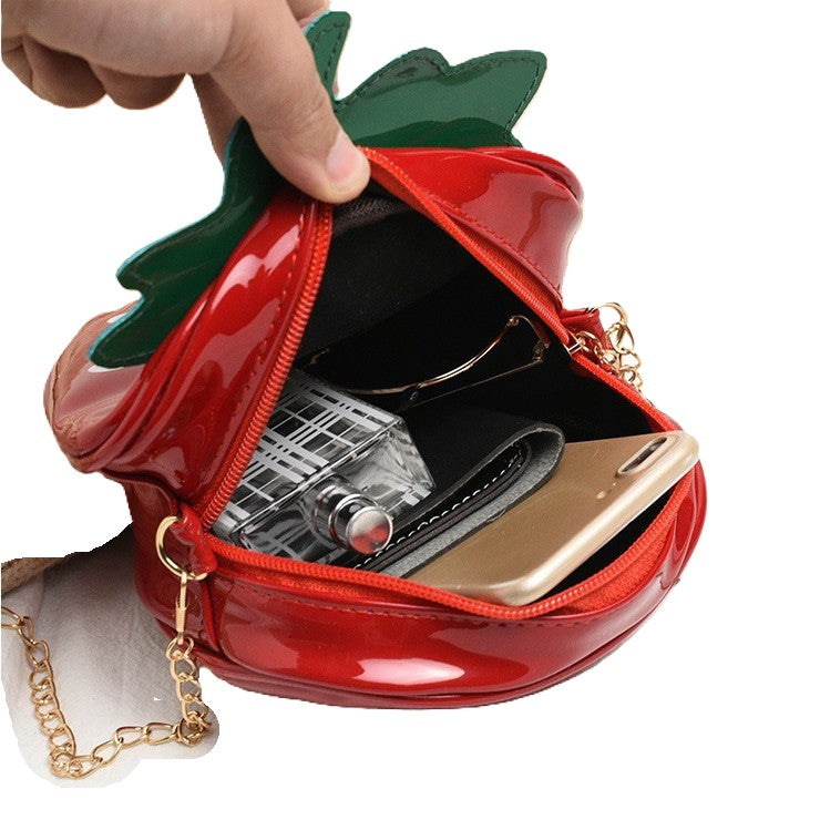 (Pre Order)Girls Strawberry Shaped Chain Bag