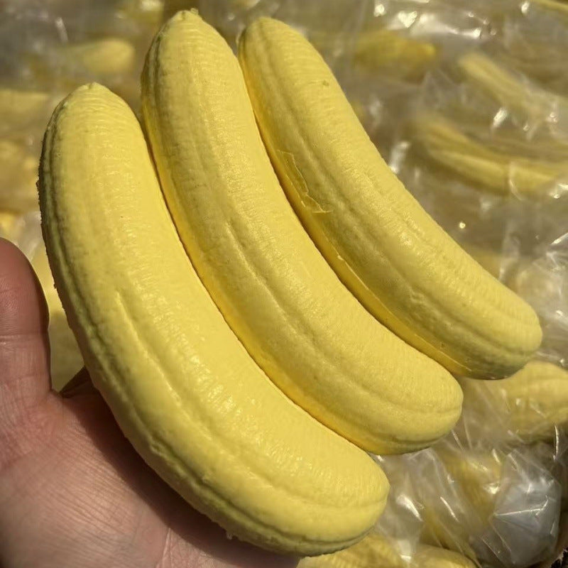 (Pre Order)Squeeze Banana Toy