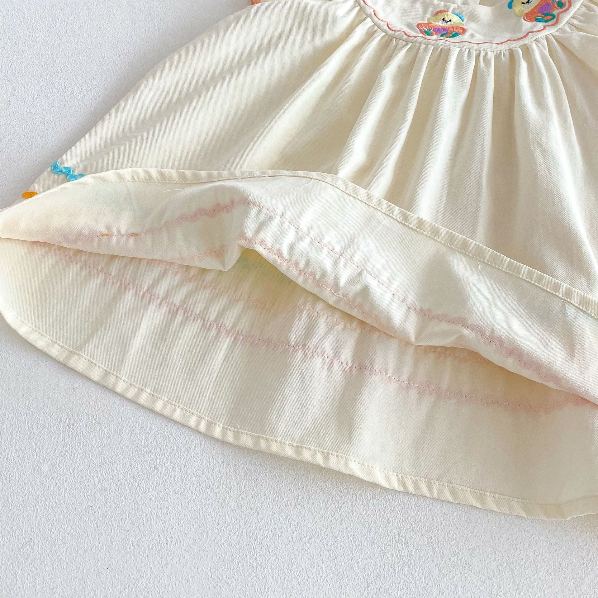 (Pre Order 2 Weeks)Girls Bear Embroidery Flying Sleeves Dress