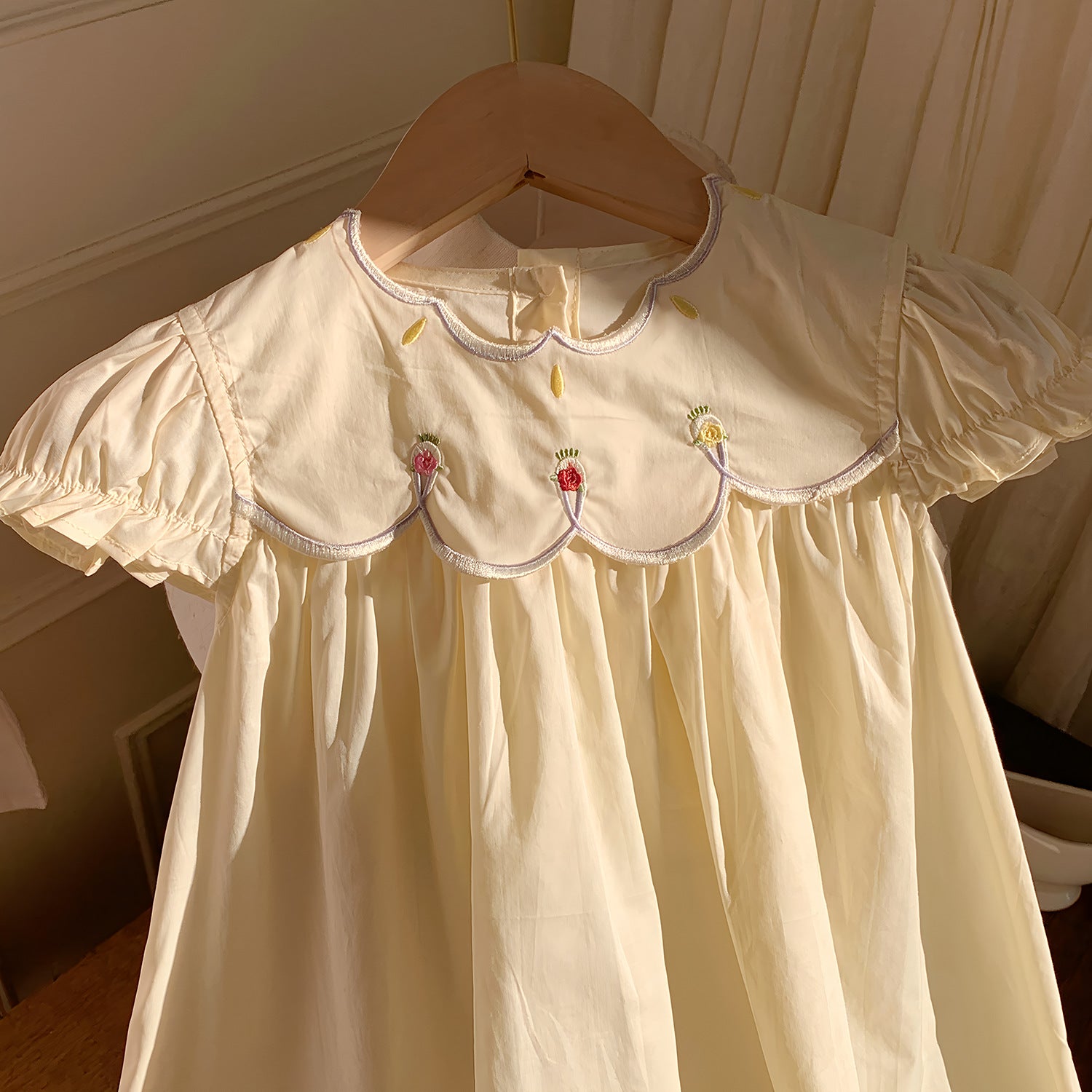 (In Production)Girls Spring&Summer Scallop Collar Embroidery Dress