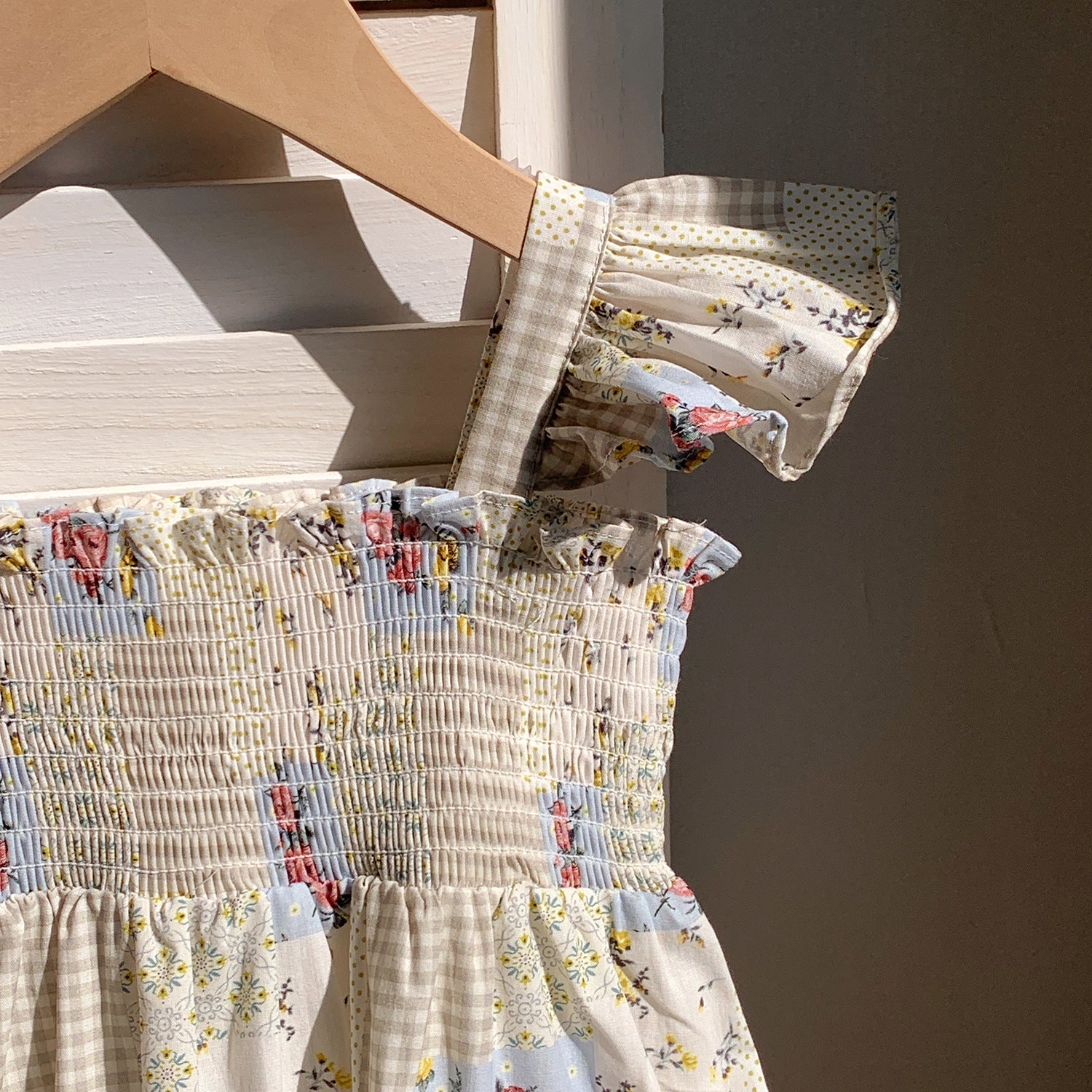 (In Production)Girls Spring&Summer Print Smocked Dress