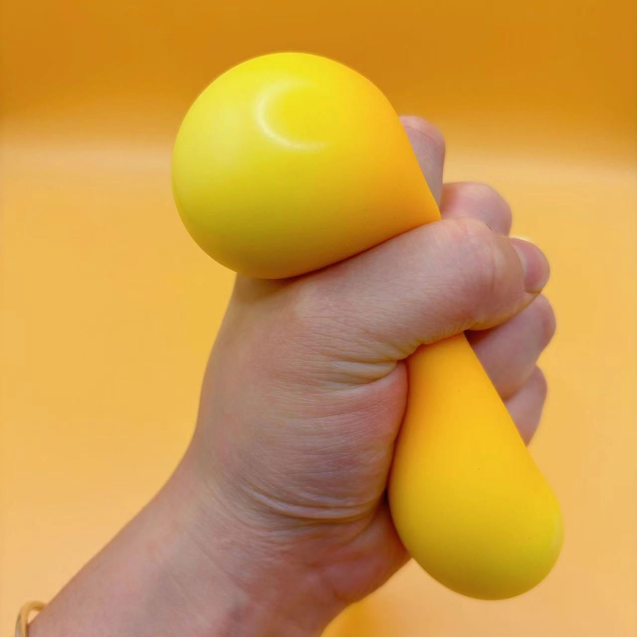 (Pre Order)Squishy Squeeze Mango Toy