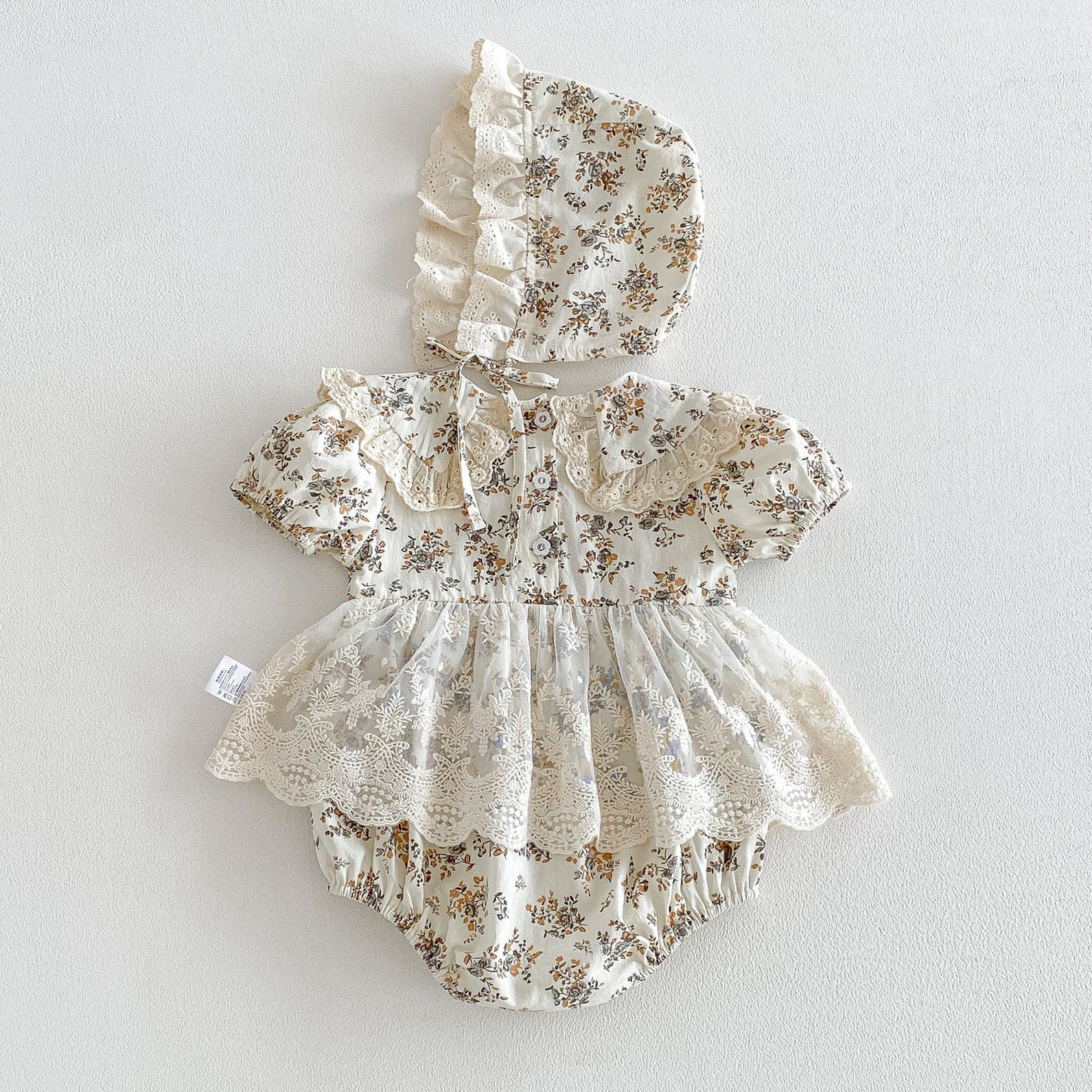 (In Production)Girls Fall Lace Ruffle Romper