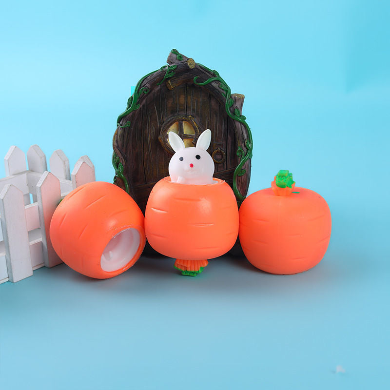 (Pre Order)Squeeze Carrot Bunny Toy