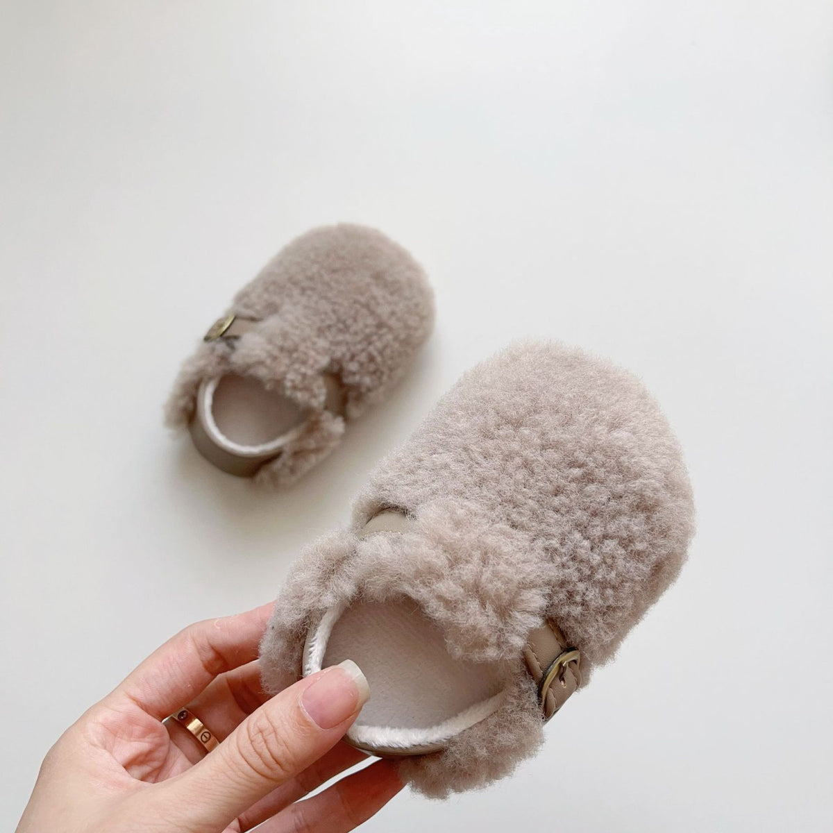 (Pre Order)Kids Fall&Winter Sherpa Fuzzy Boston Style Clog Soft Sole Crib Shoes