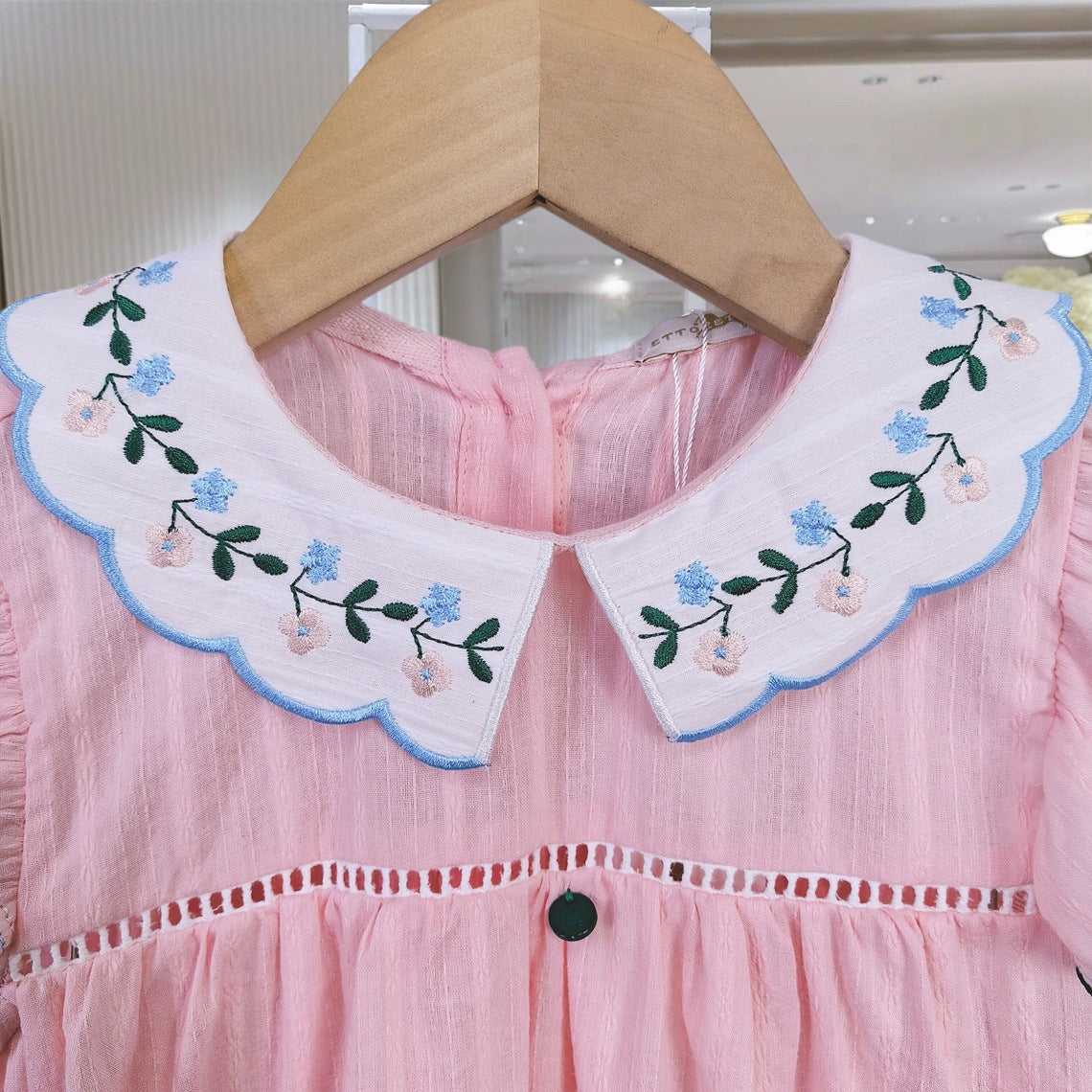 (In Production)Girls Fall Floral Embroidery Scallop Dress