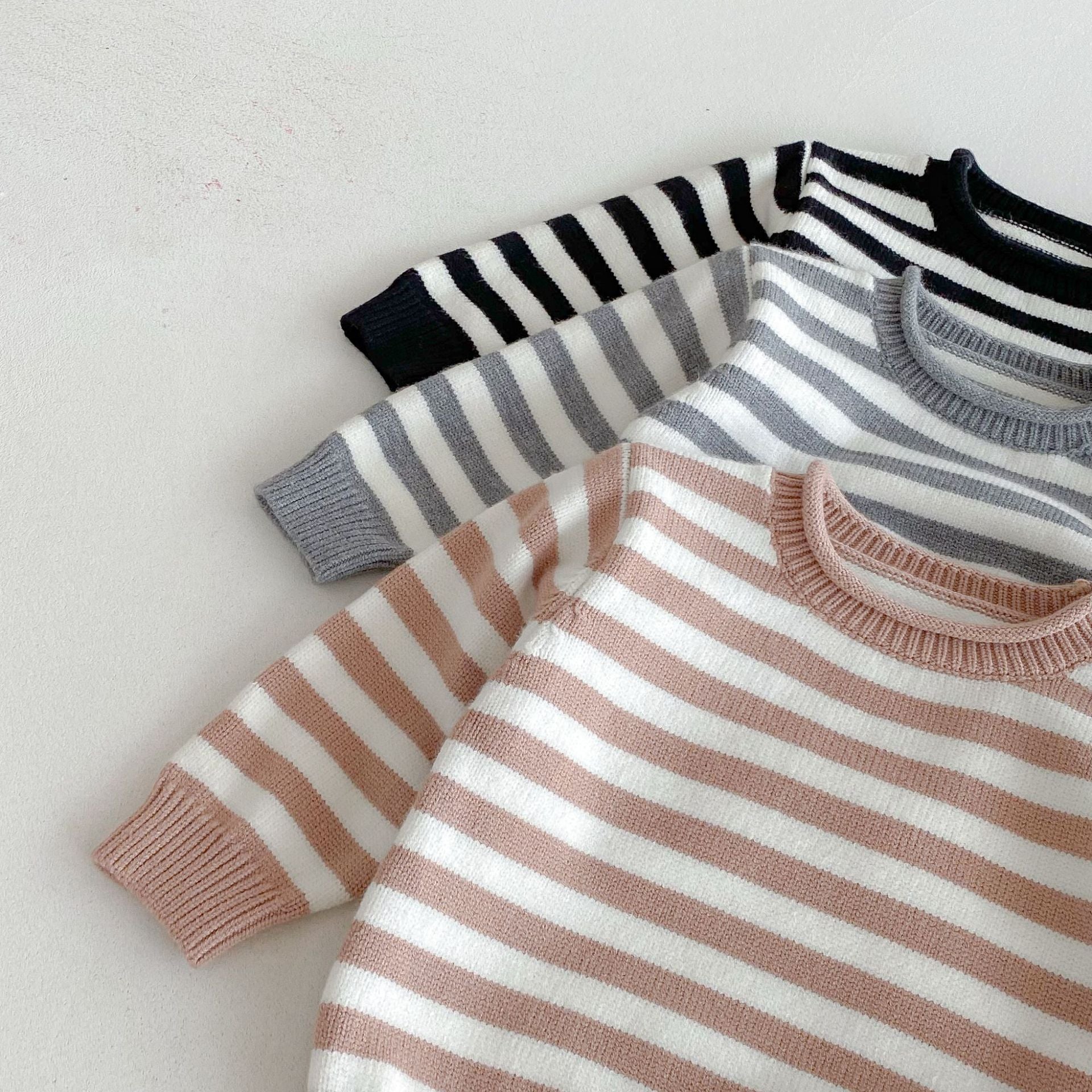 (Pre Order 2 Weeks)Unisex Fall Stripe Knitted Sweater