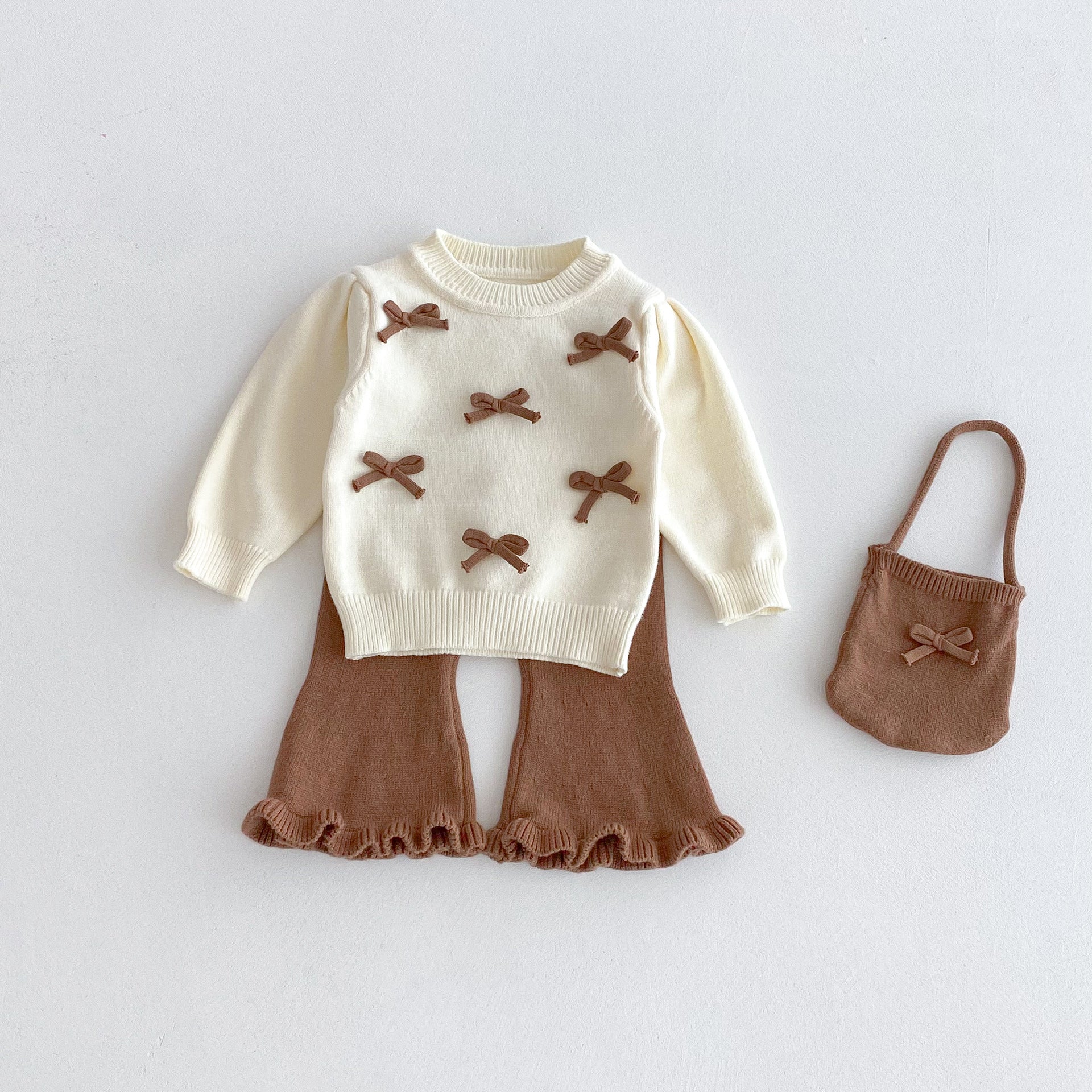 (In Production+Prepack Zone)Girls Fall&Winter White Bow Sweater Khaki Pants with Bag 3 PCS