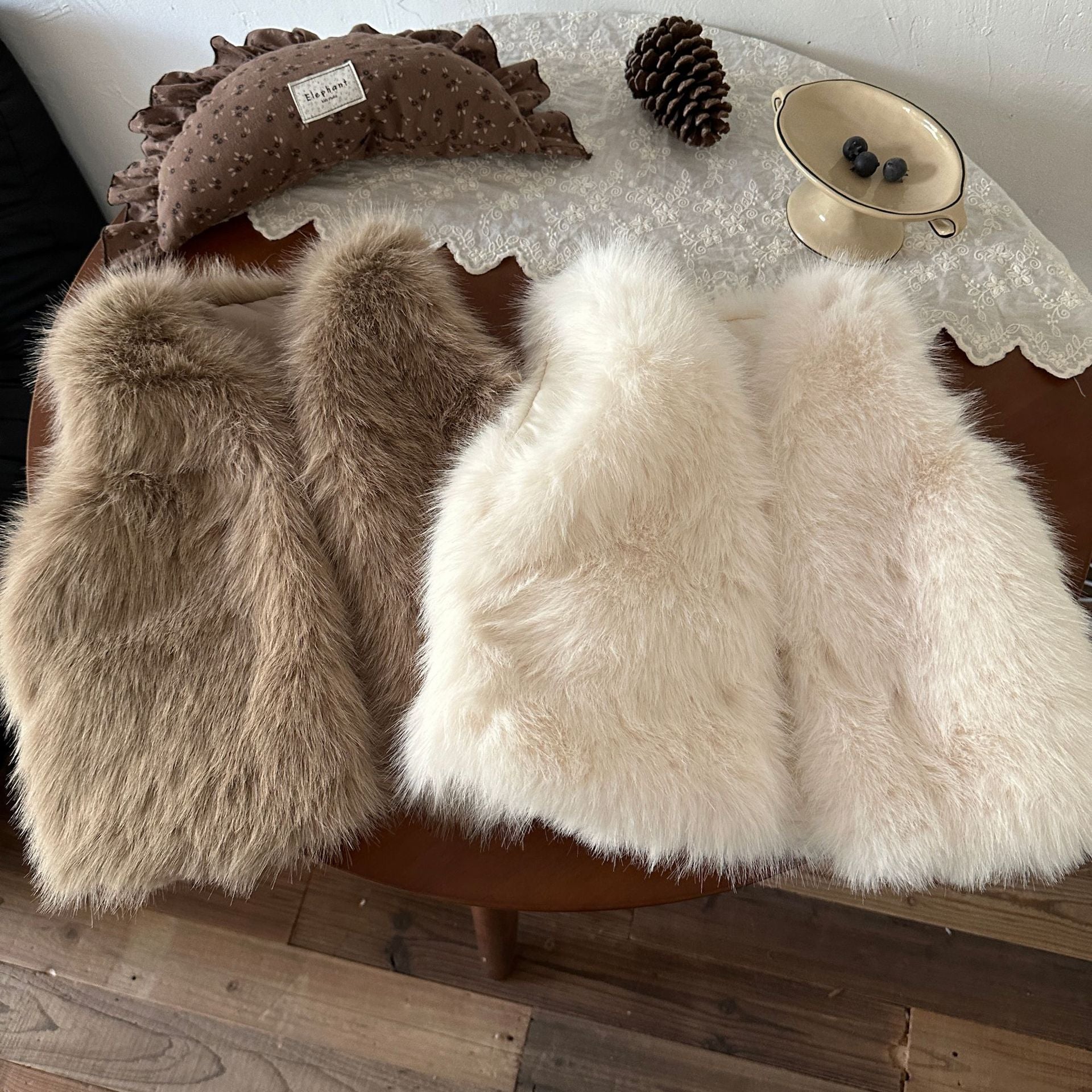 (Pre Order)Kids' Faux Fur Vest