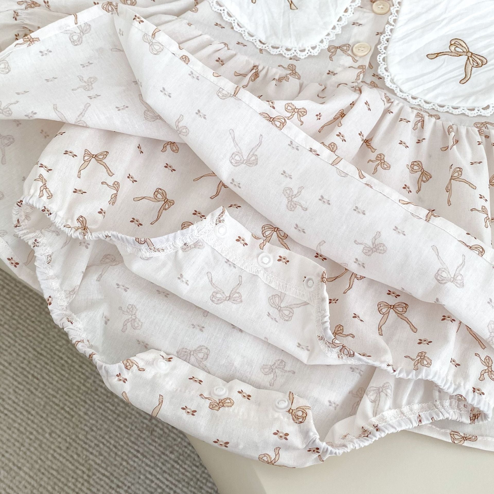 (In Production)Girls Fall Bow Embroidery Baby Collar Romper