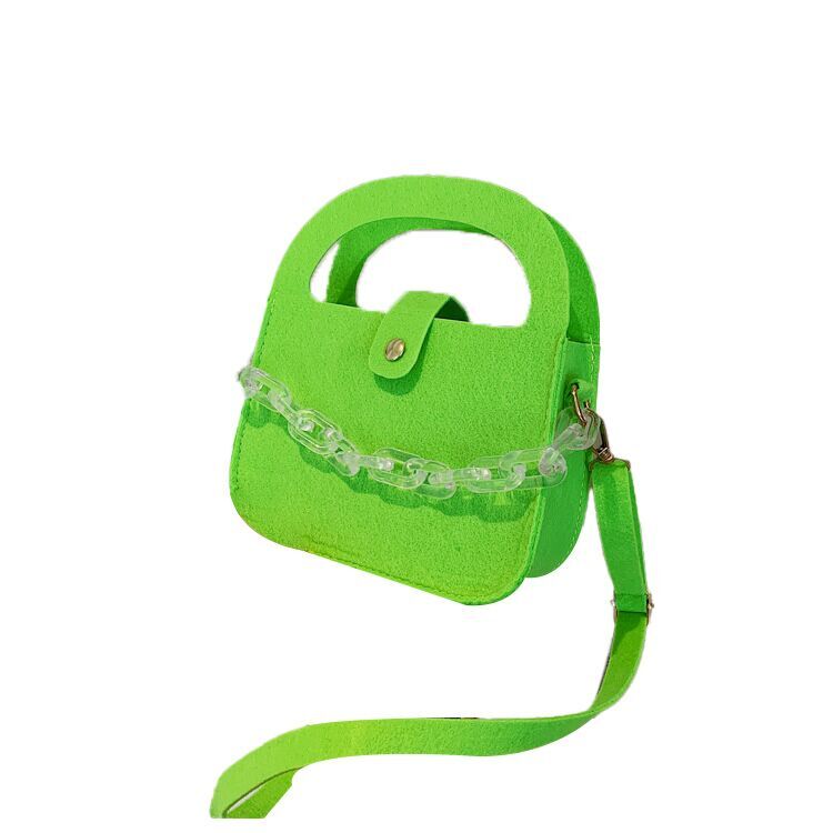 (Pre Order)Girls Chain Decor Saddle Bag