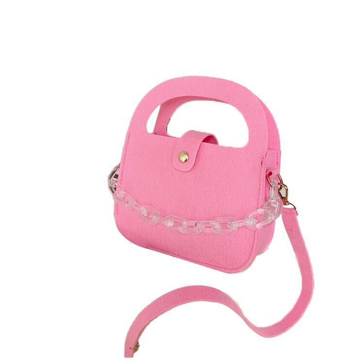 (Pre Order)Girls Chain Decor Saddle Bag