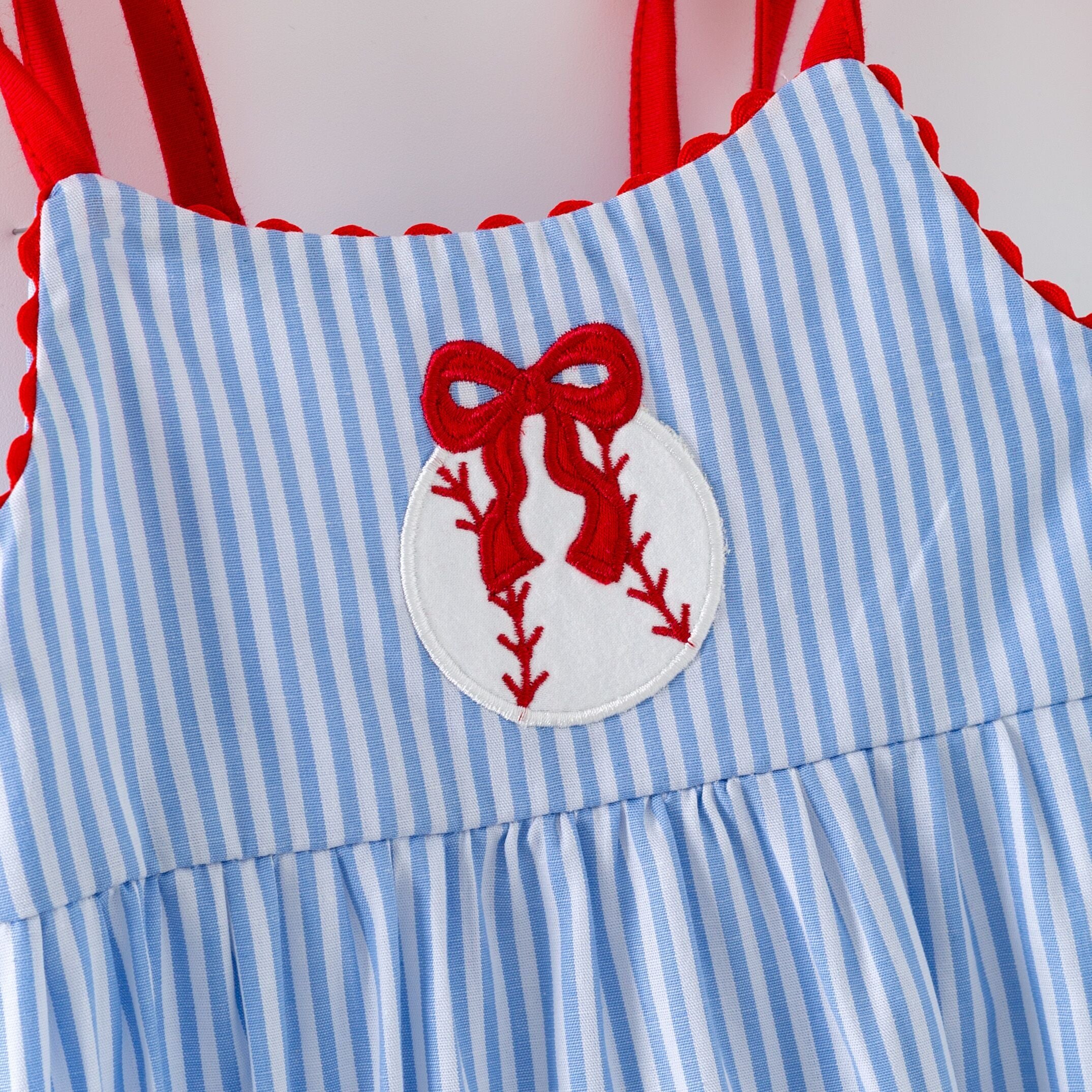 (In Stock)Toddler Girls Baseball Applique Smocked Cotton Romper