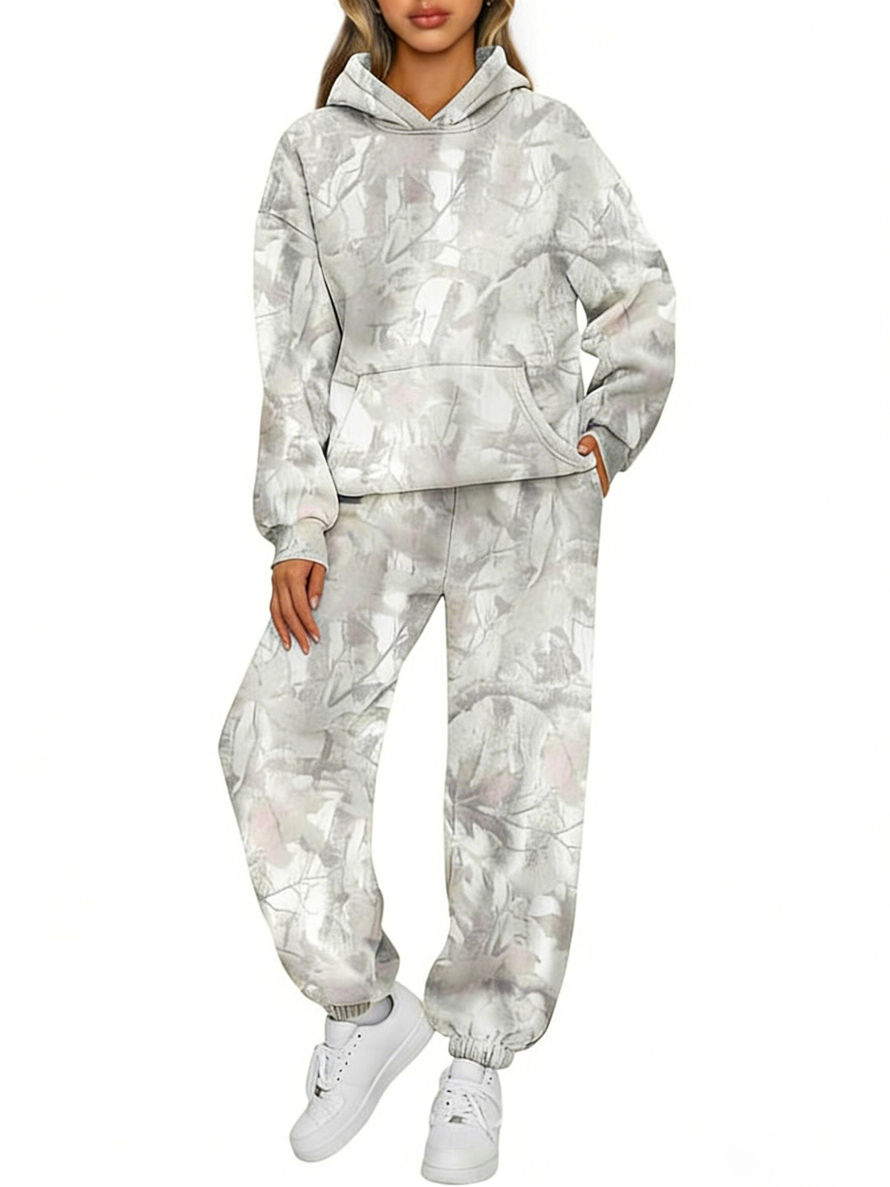 (In Production)Adults Maple Leaves Print Hoodie Set