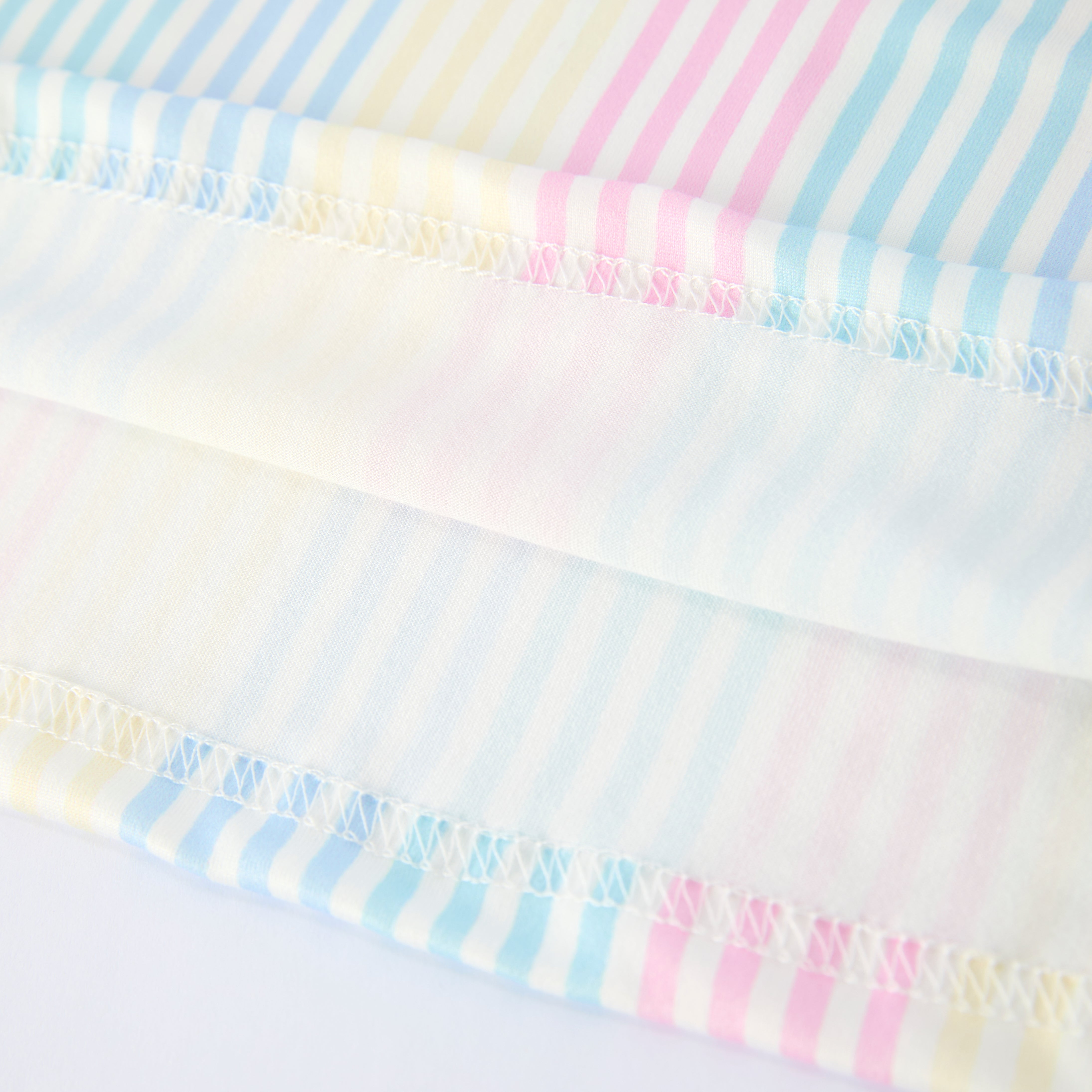 （In Stock）Girls Easter Ruffle Smocked Dress