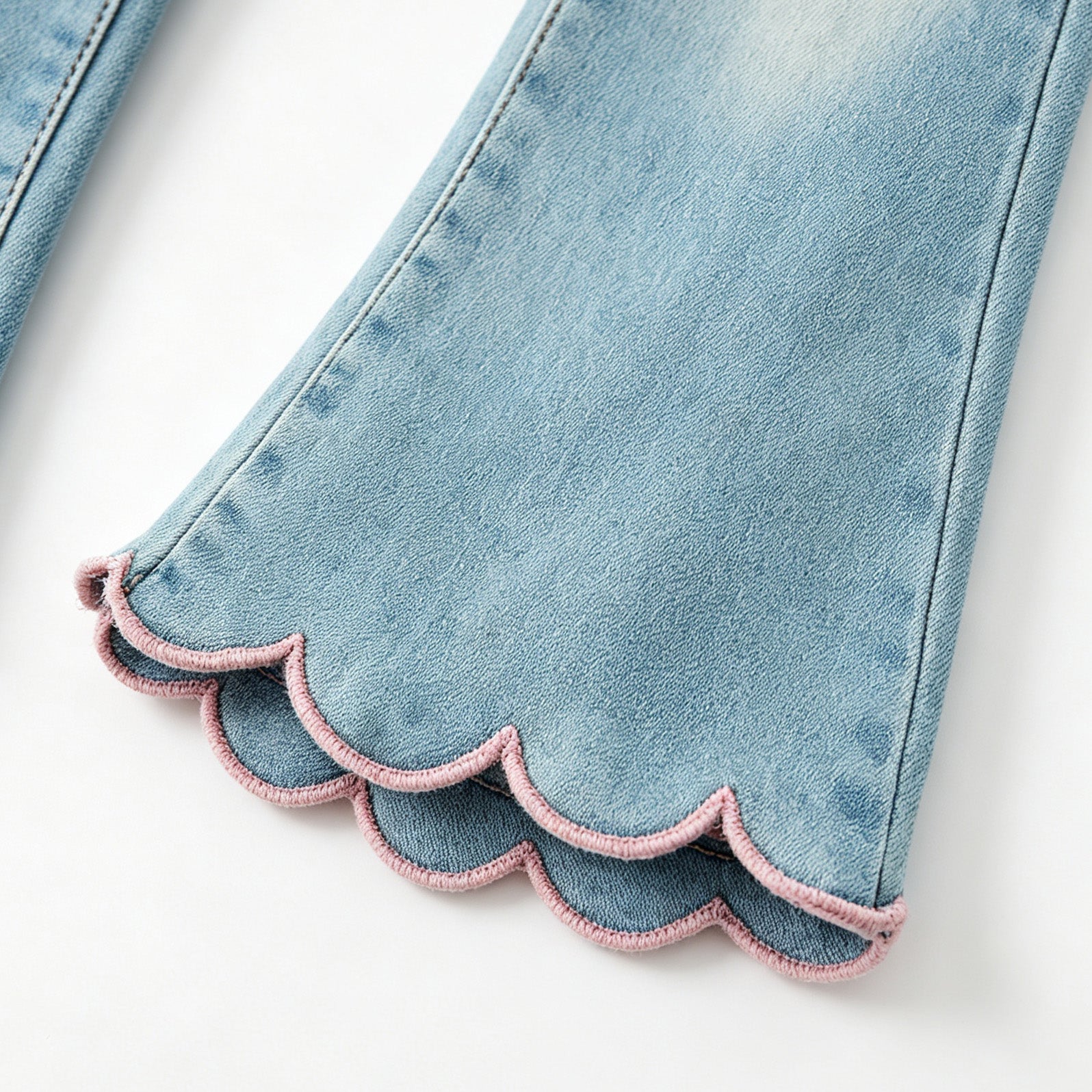 （In Stock）Girls Fall Bow Embroidery Scallop Jeans