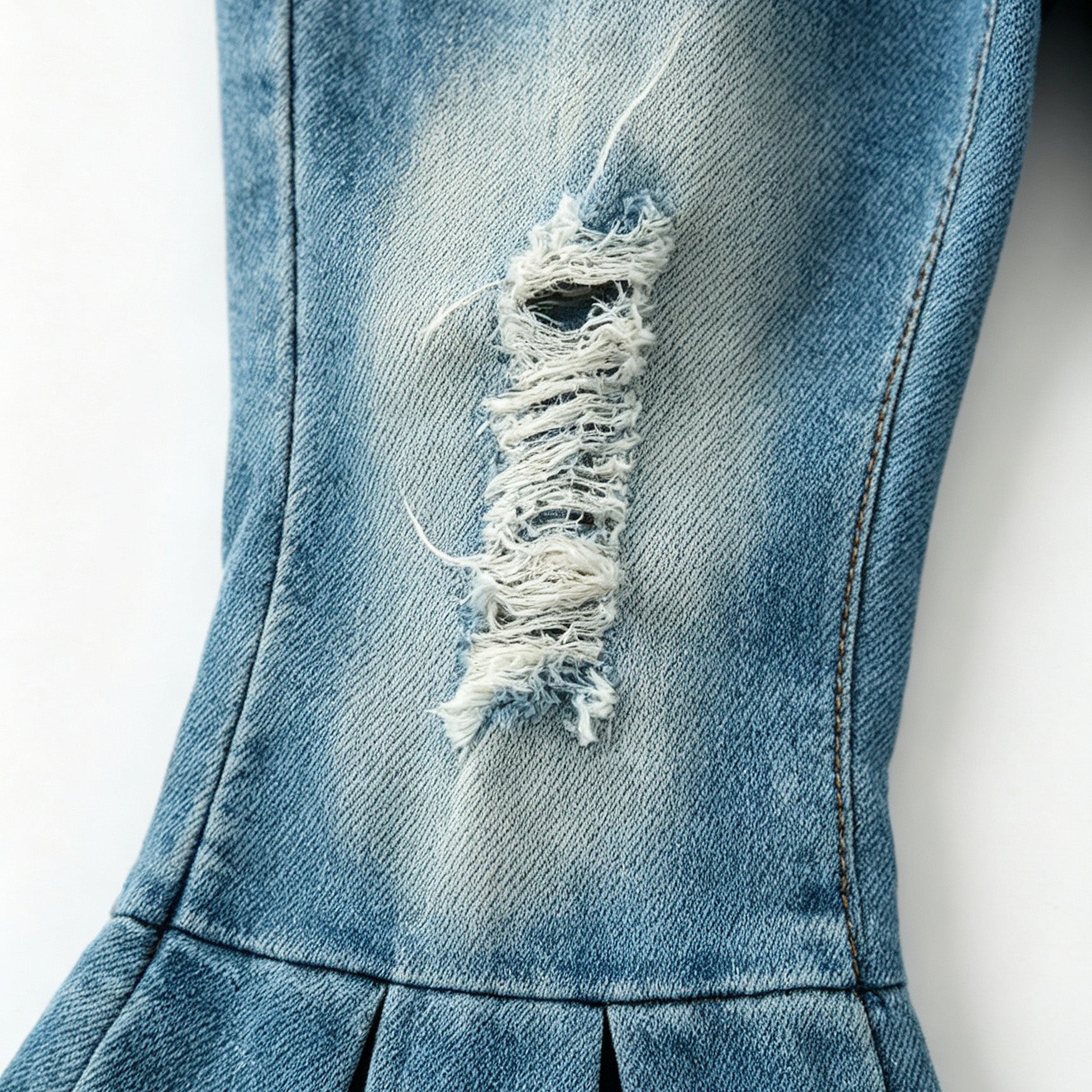 （In Stock）Girls Fall Blue Flared Ripped Jeans