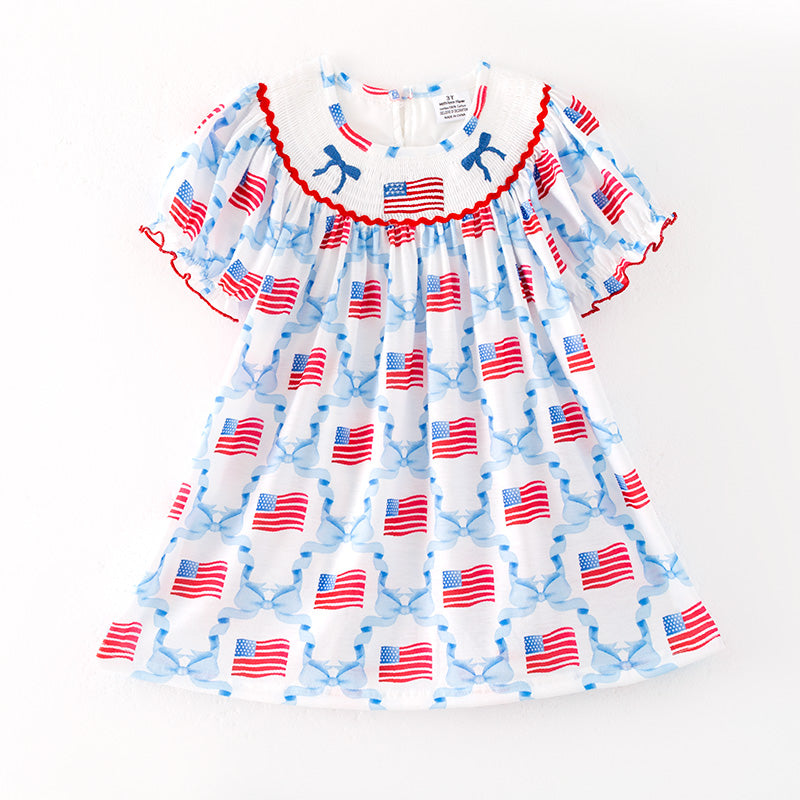 （In Stock）Girls Patriotic Embroidery Smocked Dress