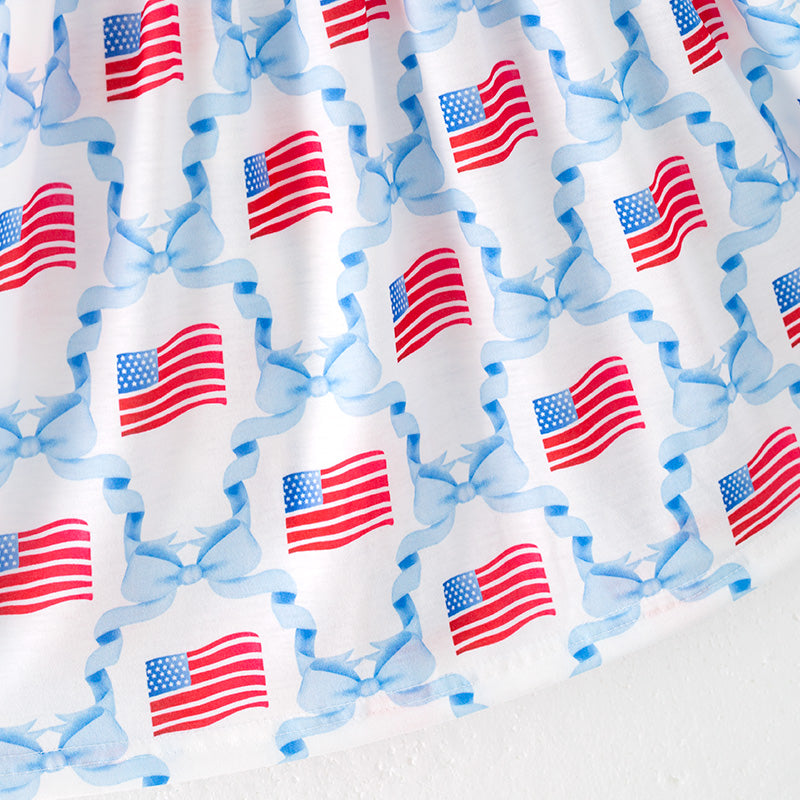 （In Stock）Girls Patriotic Embroidery Smocked Dress