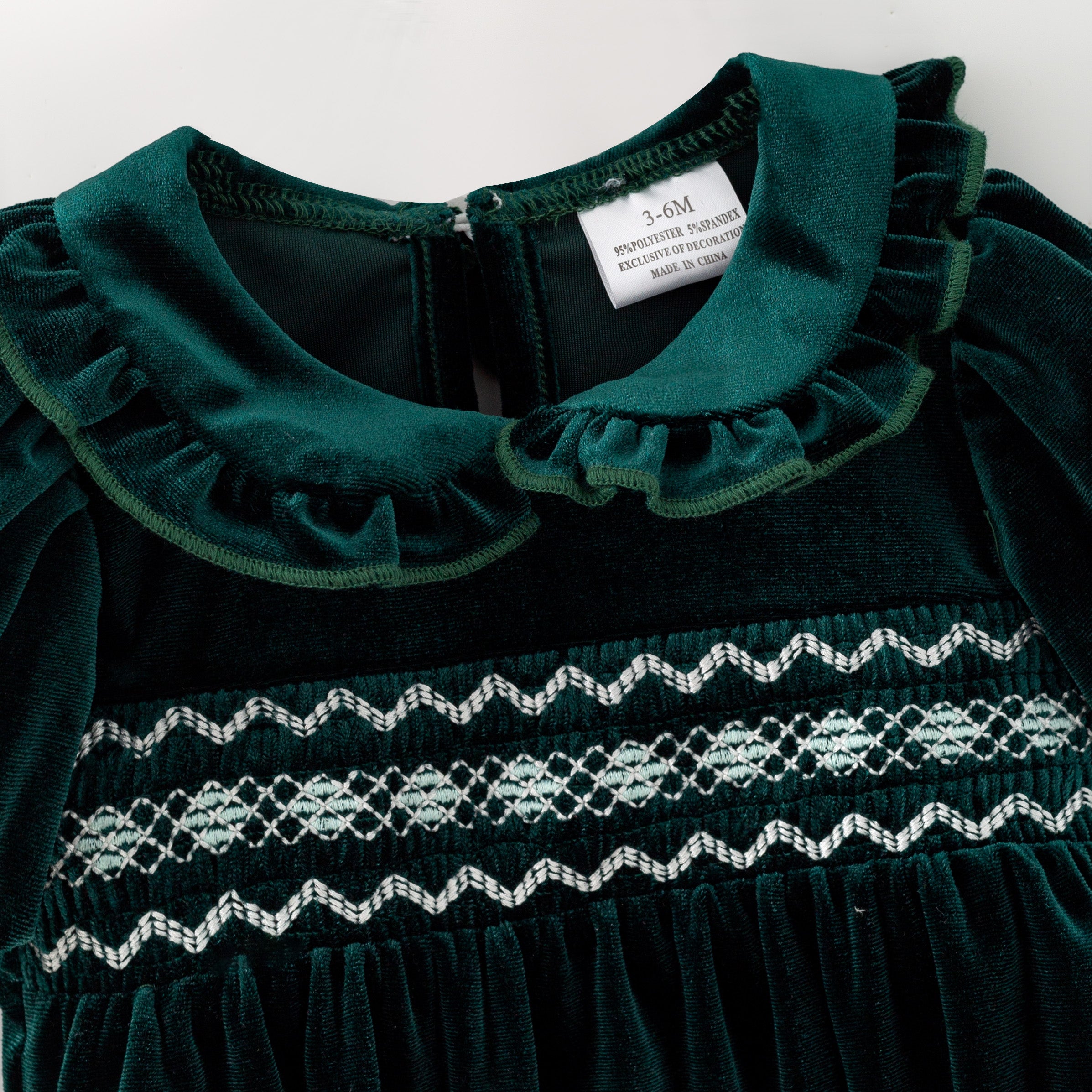 （In Stock）Toddler Girls Christmas Green Velvet Smocked Romper
