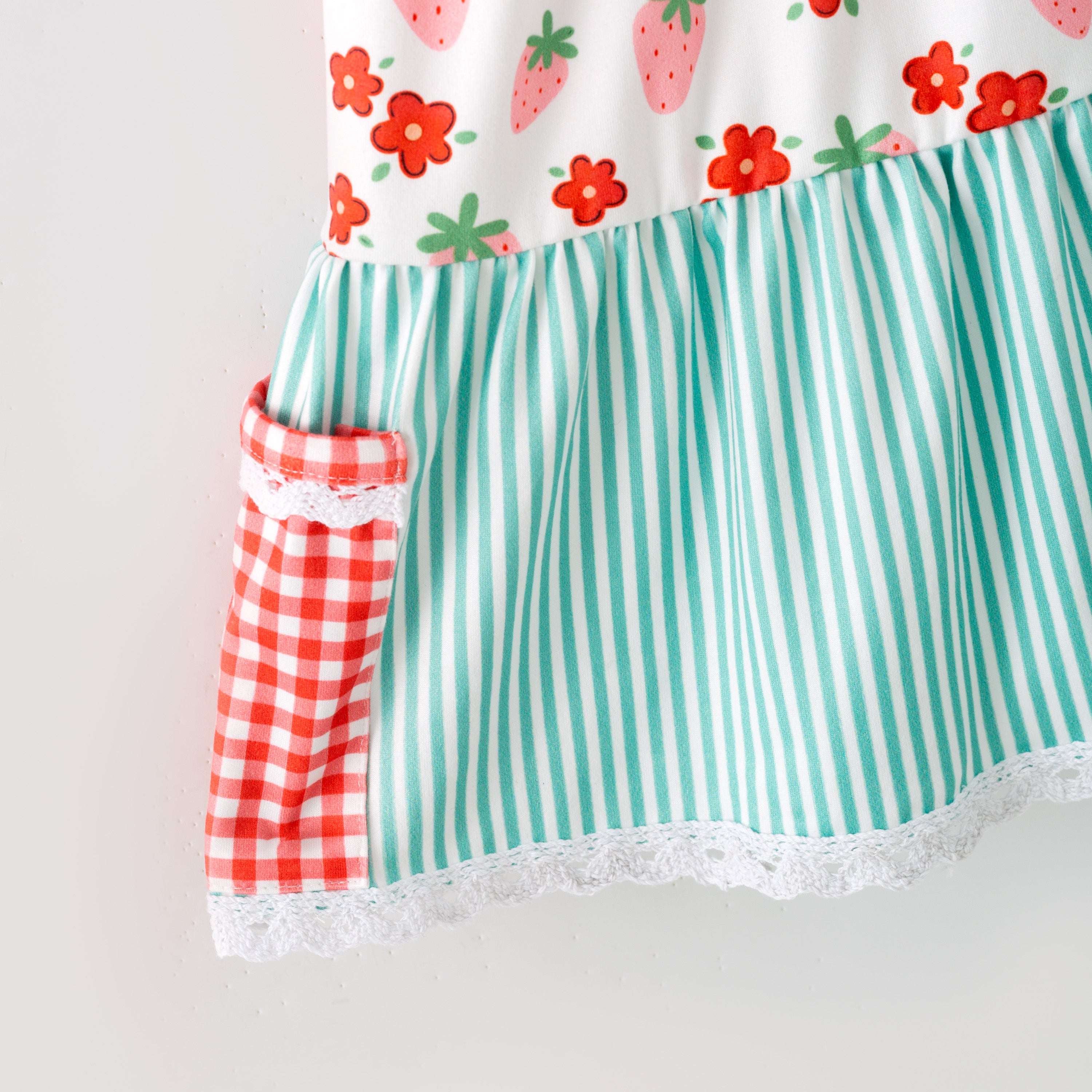 （In Stock）Girls Spring&Summer Strawberry Print Dress