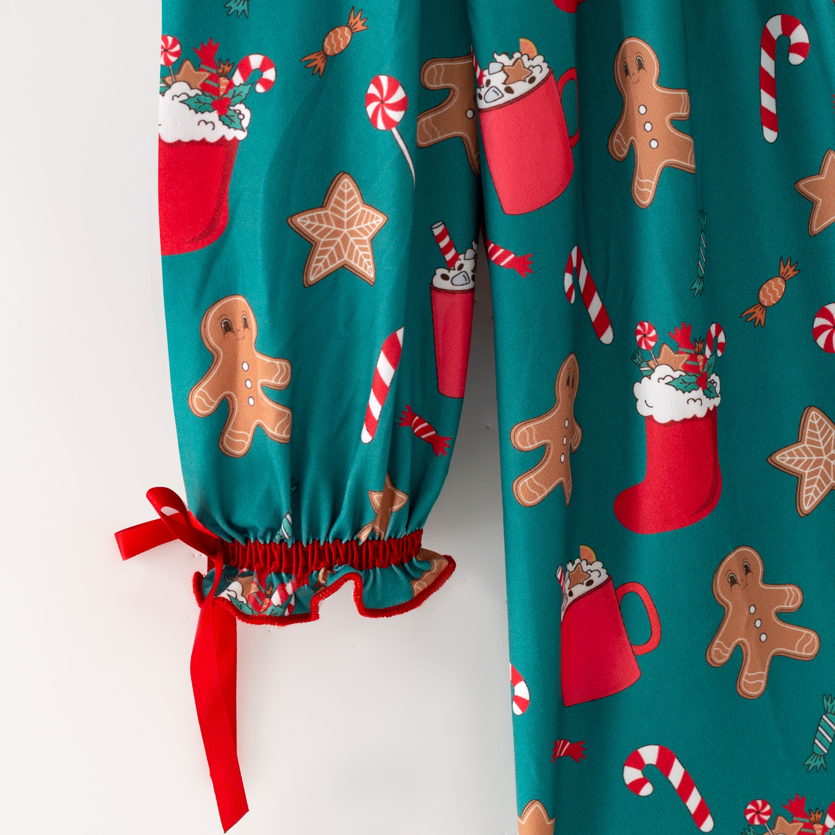（In Stock）Girls Christmas Gingerbread Embroidery Petal Collar Dress