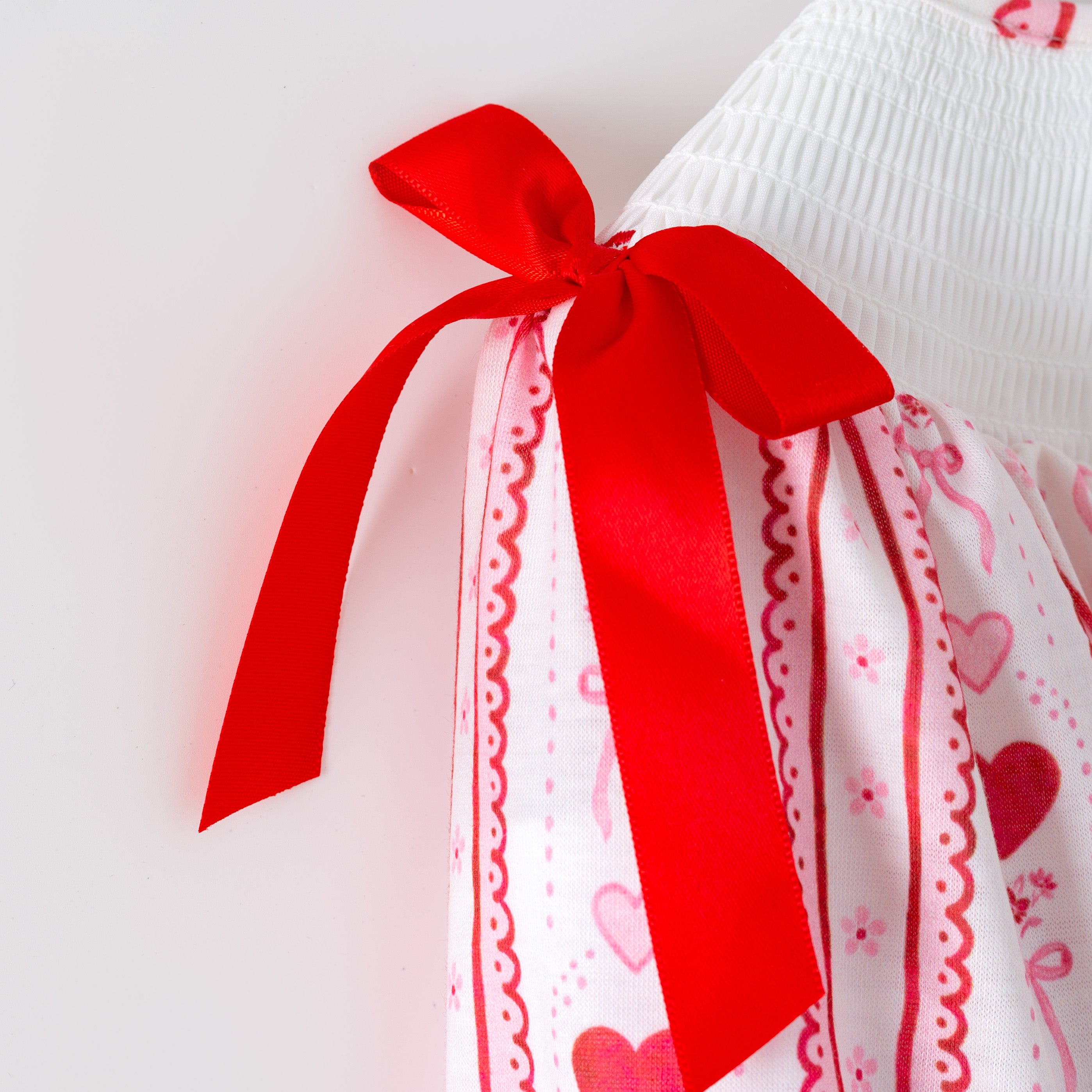 （Pre Order,Prepack Zone）Toddler Girls Valentine's Day Embroidery Smocked Romper