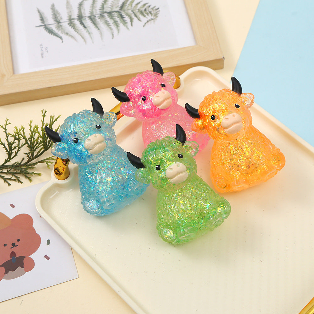 （Pre Order）Squishy Squeeze Glitter Highland Cow Toy