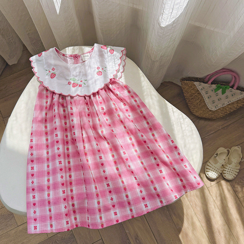 （In Production）Girls Spring&Summer Strawberry Embroidery Scallop Collar Dress