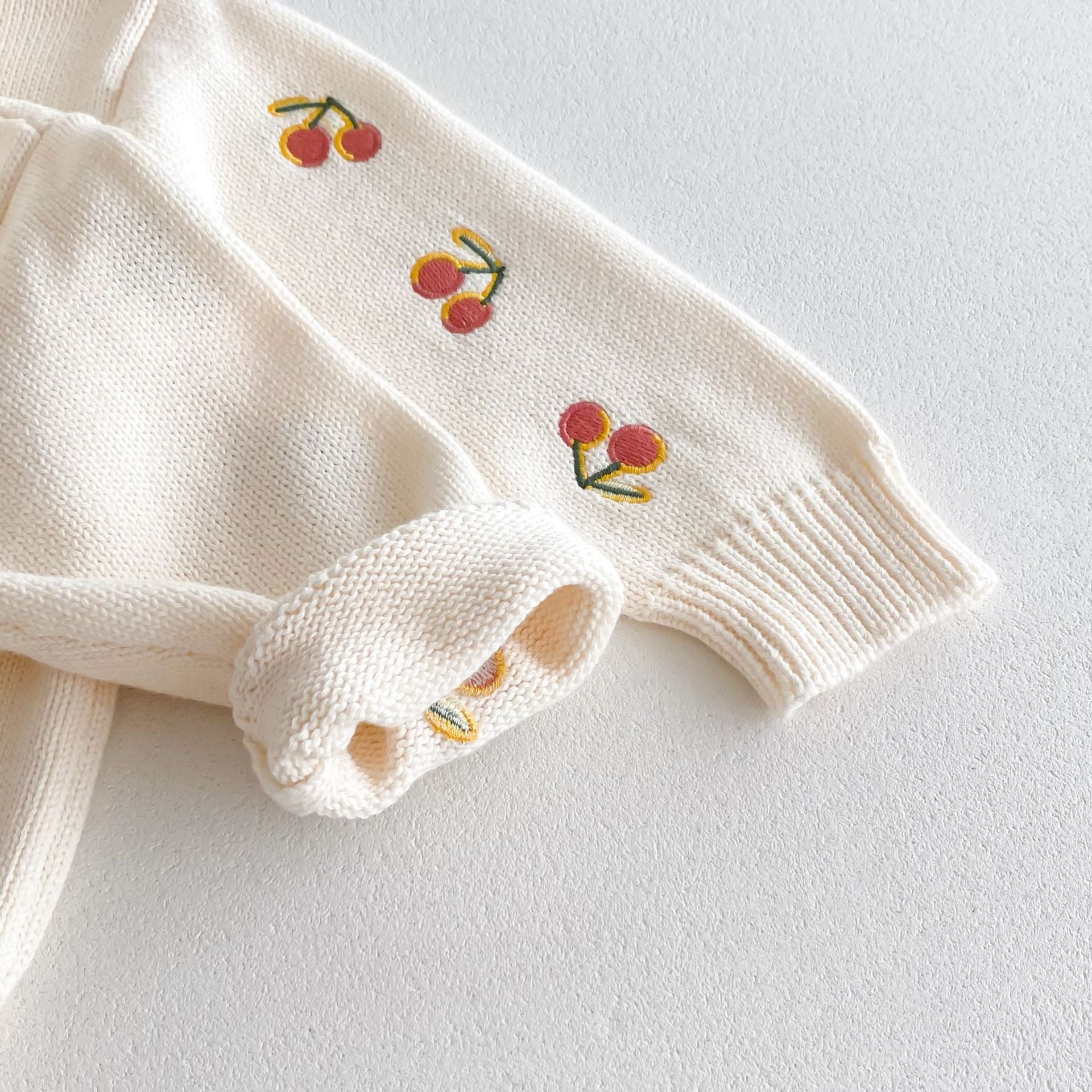 （Pre Order 2 Weeks）Girls Fall Cherry Embroidery Knitted Cardigan