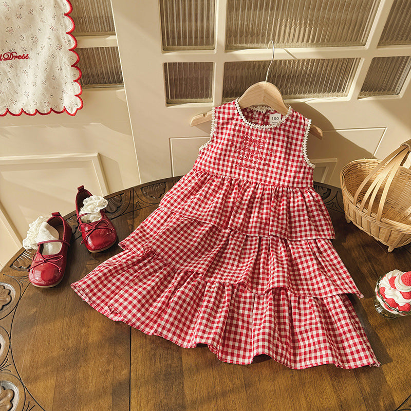 （In Production）Girls Spring&Summer Strawberry Embroidery Tiered Dress