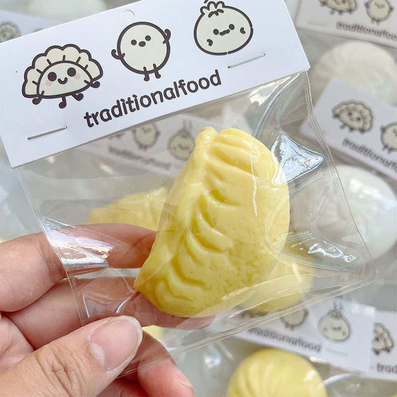（Pre Order）Squishy Squeeze Little Dumplings Toy