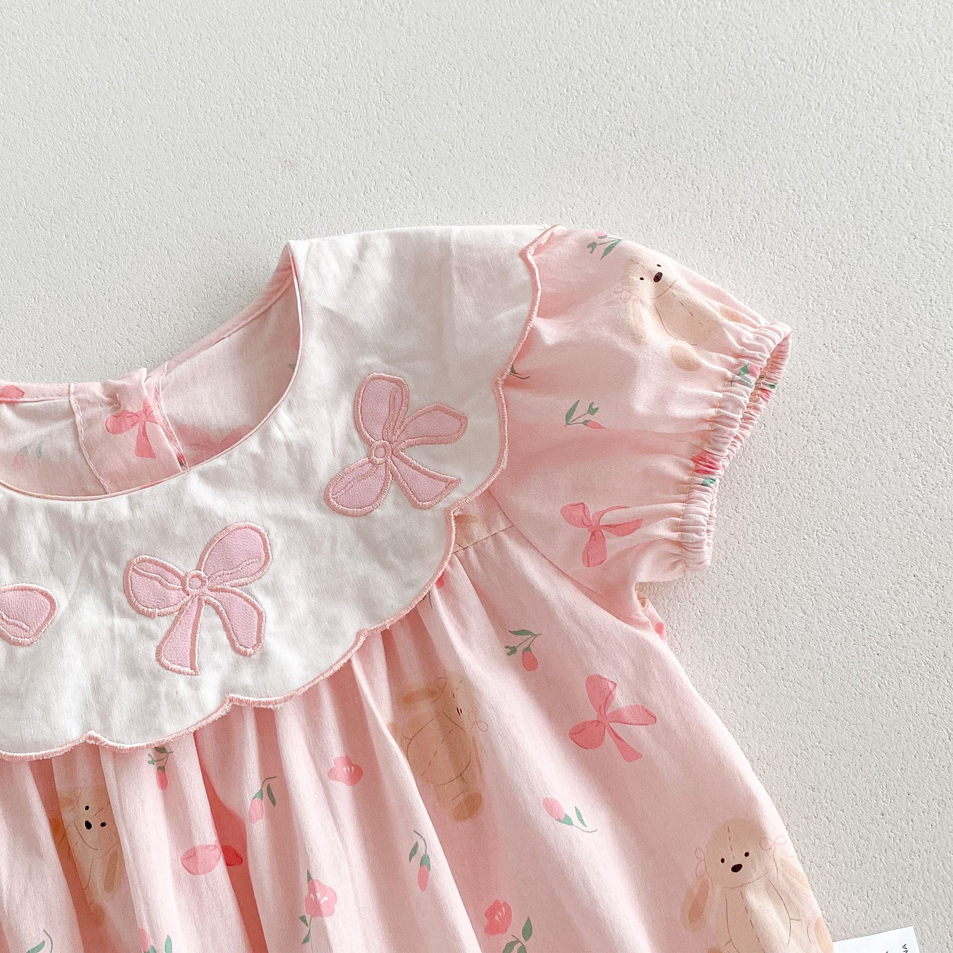 （In Production）Girls Fall Bow Applique Scallop Romper