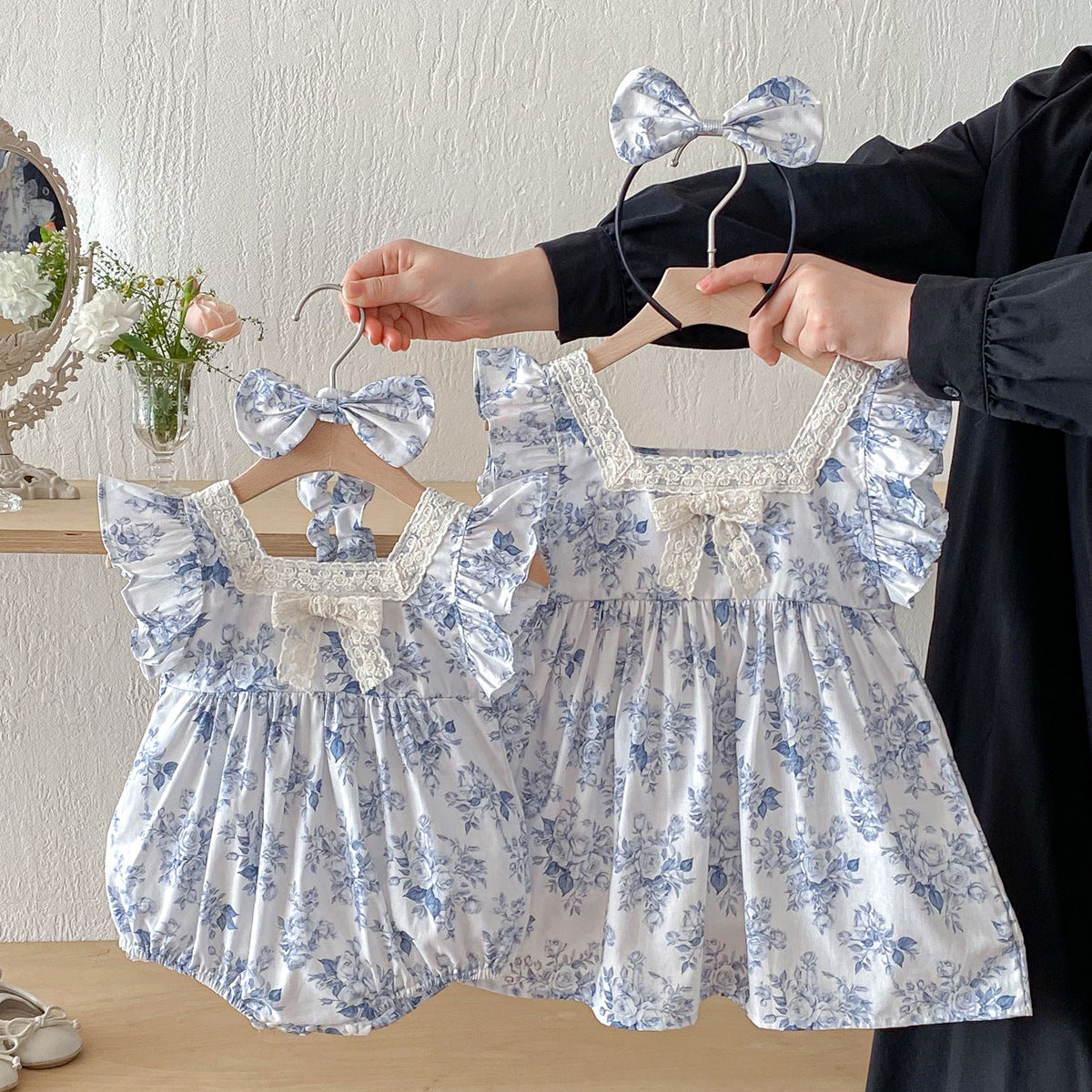 （In Production）Sisters Spring&Summer Blue Floral Print Dress,Romper