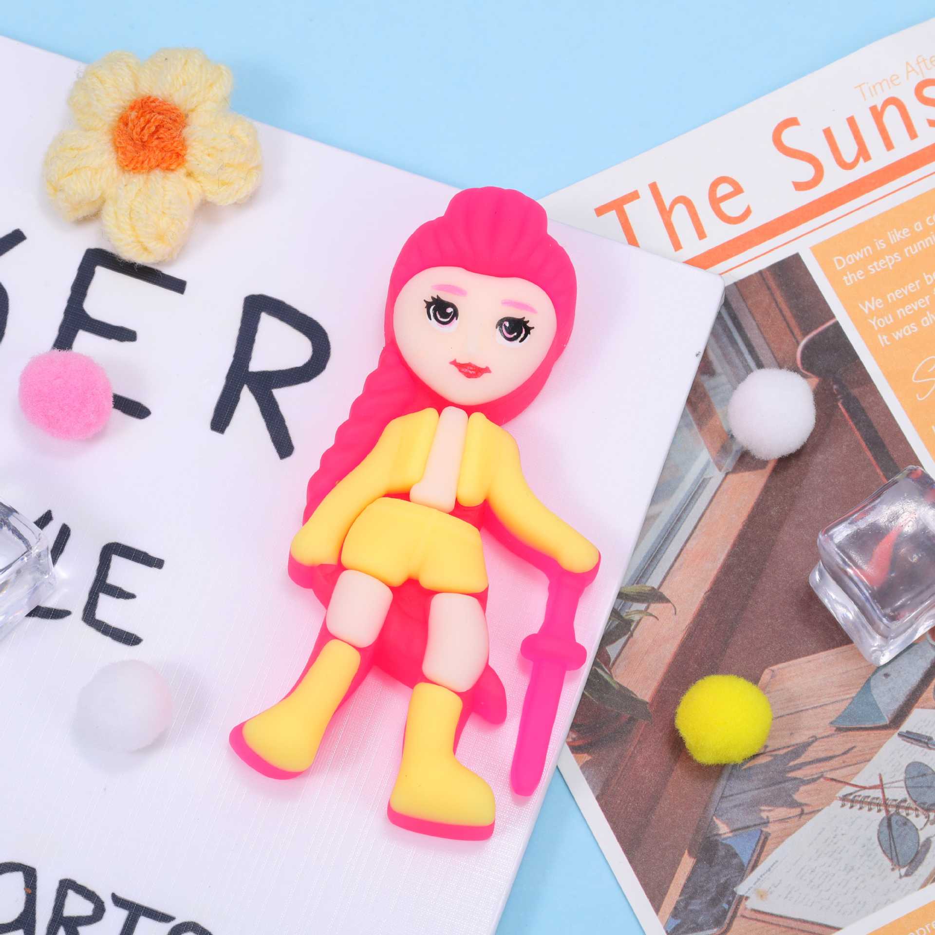 （Pre Order）Squeeze Movie Character Toy