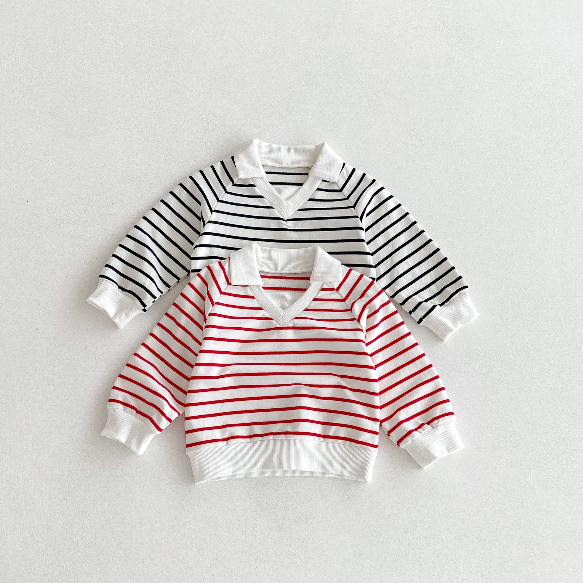（Pre Order 2 Weeks）Unisex Fall Stripe Sweatshirt